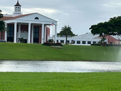 A home in Deerfield Beach