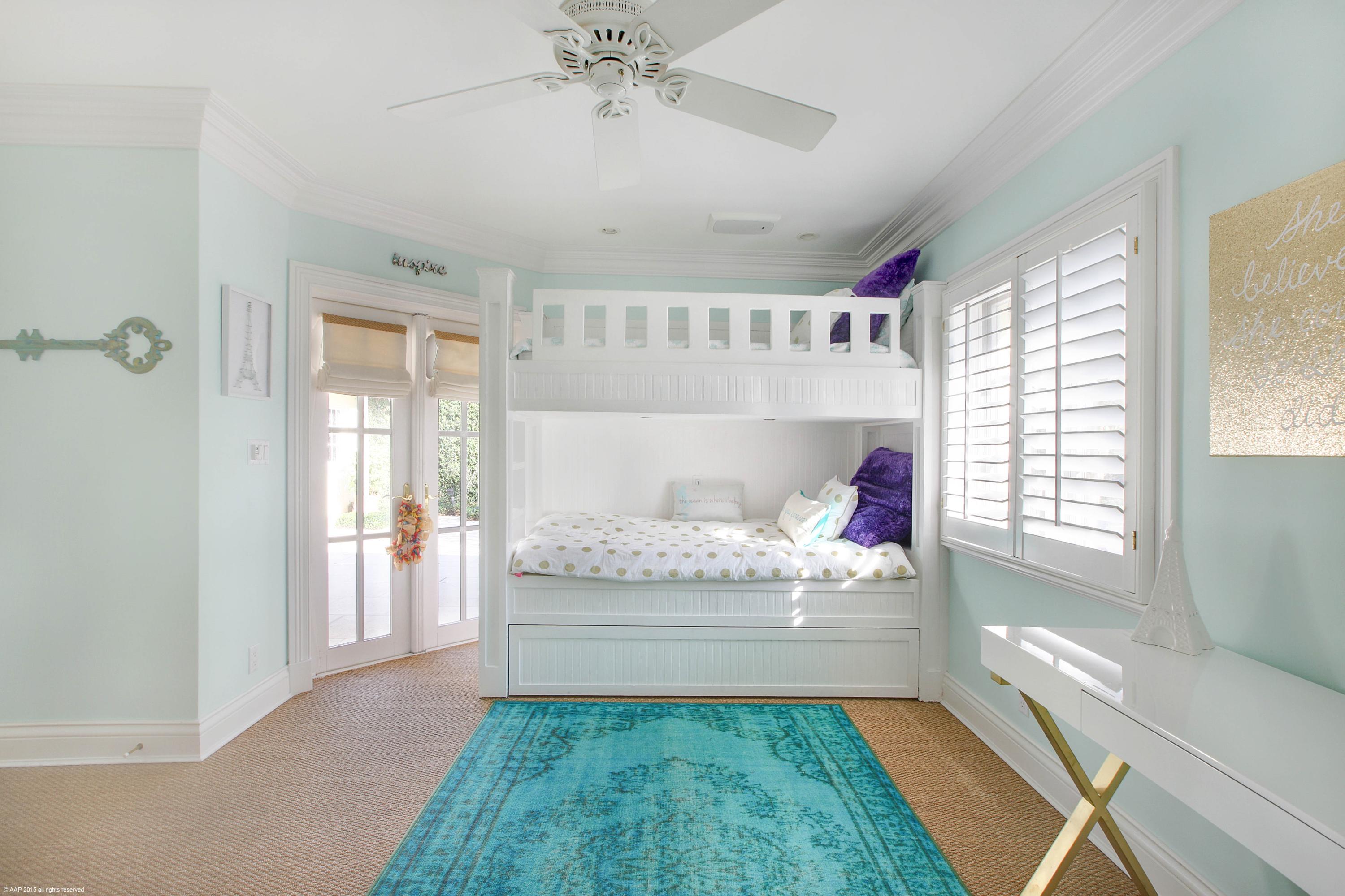 GULFSTREAM COVE - Residential