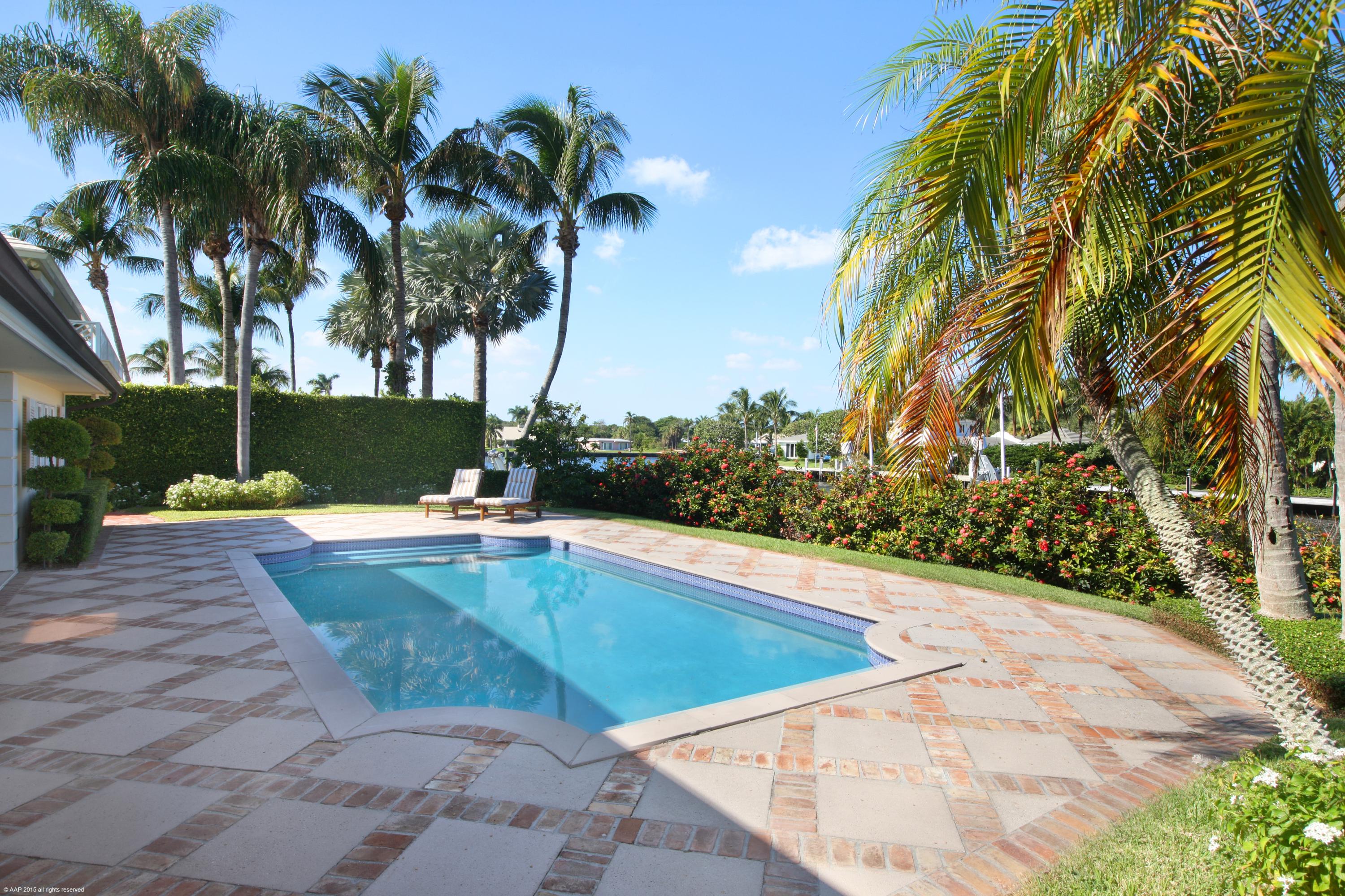 GULFSTREAM COVE - Residential