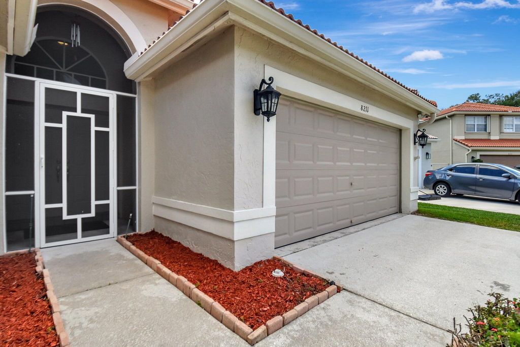 Photo of 8211 White Rock Circle, Boynton Beach, FL 33436 (MLS # R11082018)