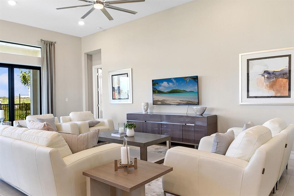 PARKLAND ROYALE - Residential