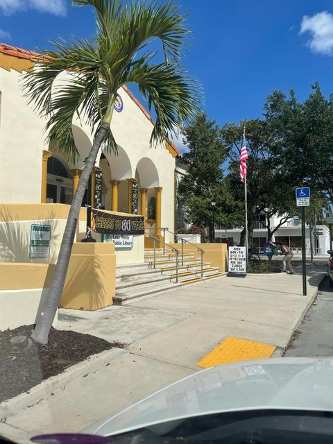 A home in Lake Worth Beach