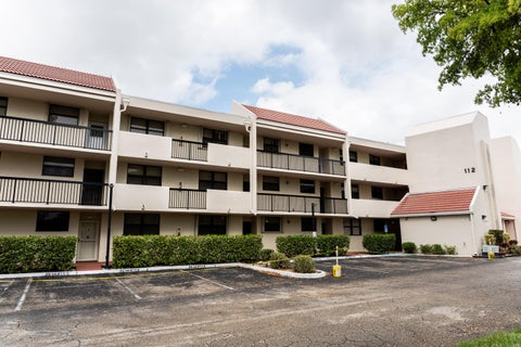Tiny photo for 112 LAKE EMERALD Drive #203, Oakland Park, FL 33309 (MLS # B26076309)