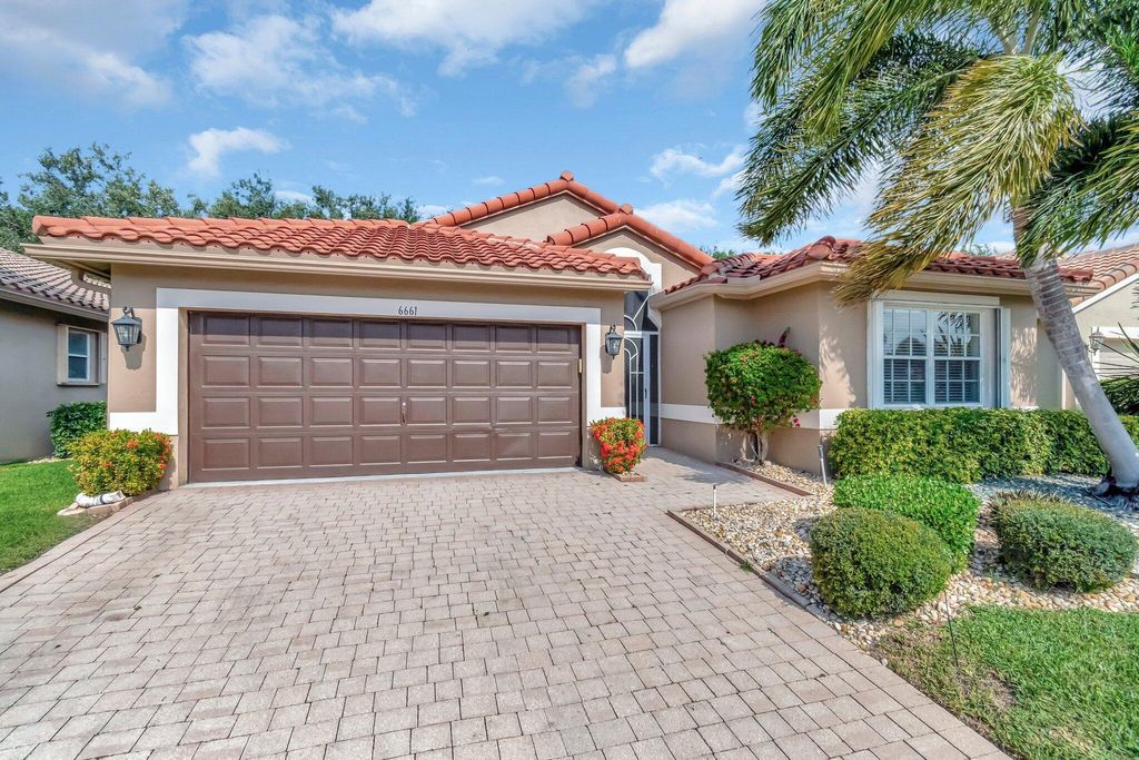 Photo of 6661 Sherbrook Drive, Boynton Beach, FL 33437 (MLS # R11099555)