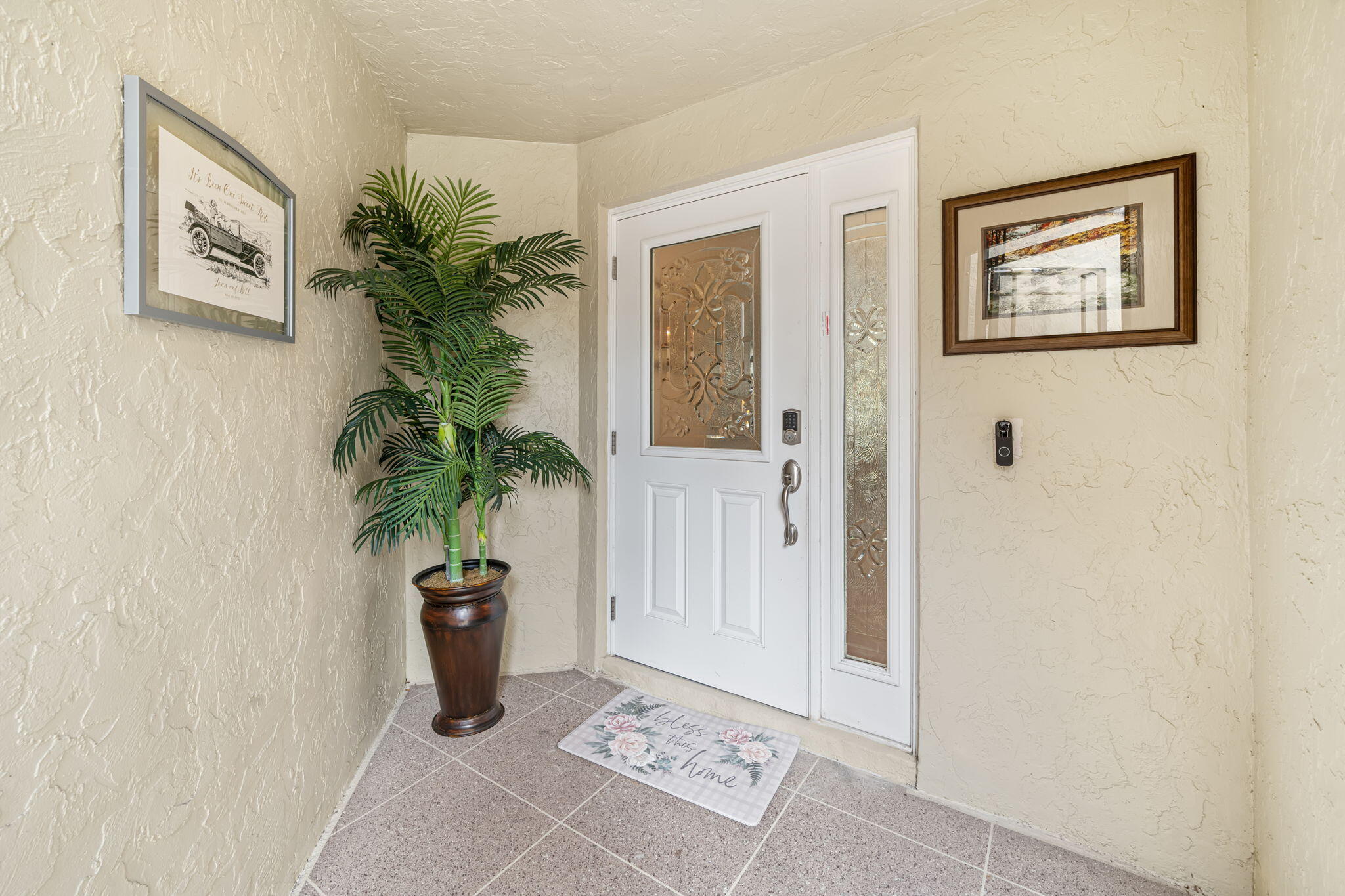 137 MEANDER Circle