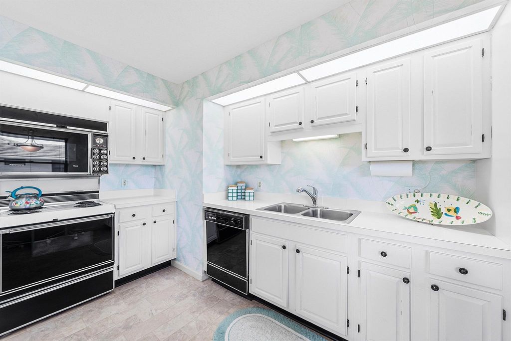 Photo of 3858 Quail Ridge Drive #Blue Heron, Boynton Beach, FL 33436 (MLS # R11144983)