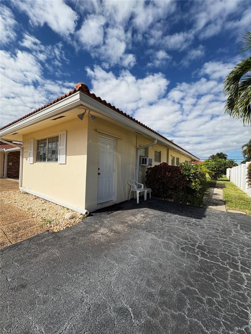 Photo of 2719 NE 32nd Street #A, Fort Lauderdale, FL 33306 (MLS # F10536737)