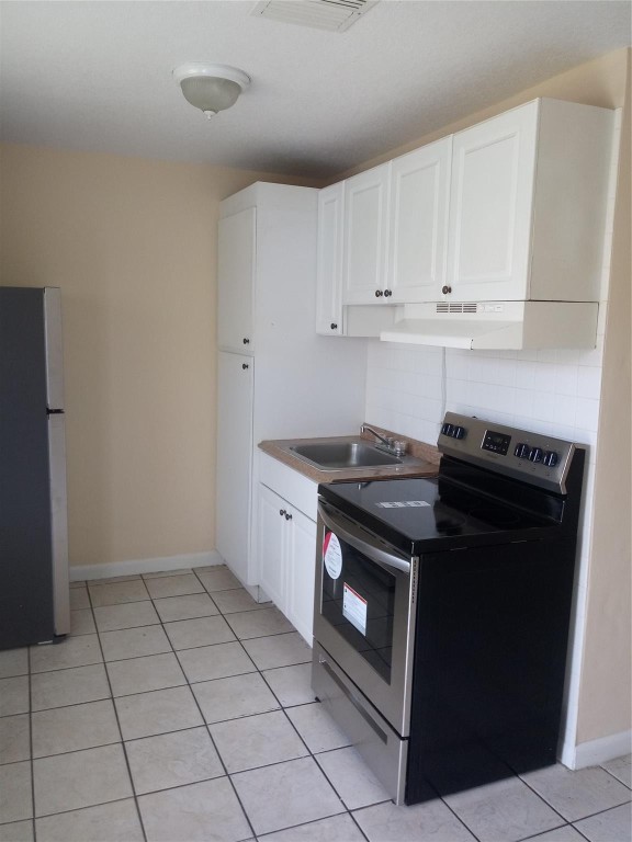 Meekins Add 1 Amd 26-50 B - Residential Lease