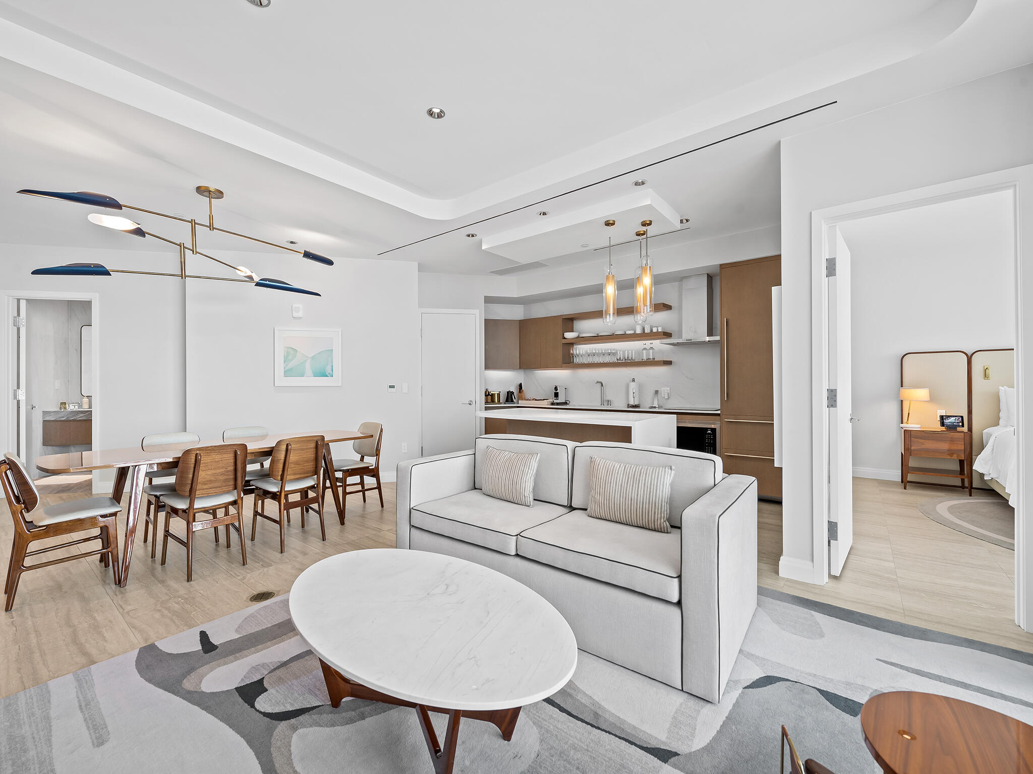 Four Seasons - Residential