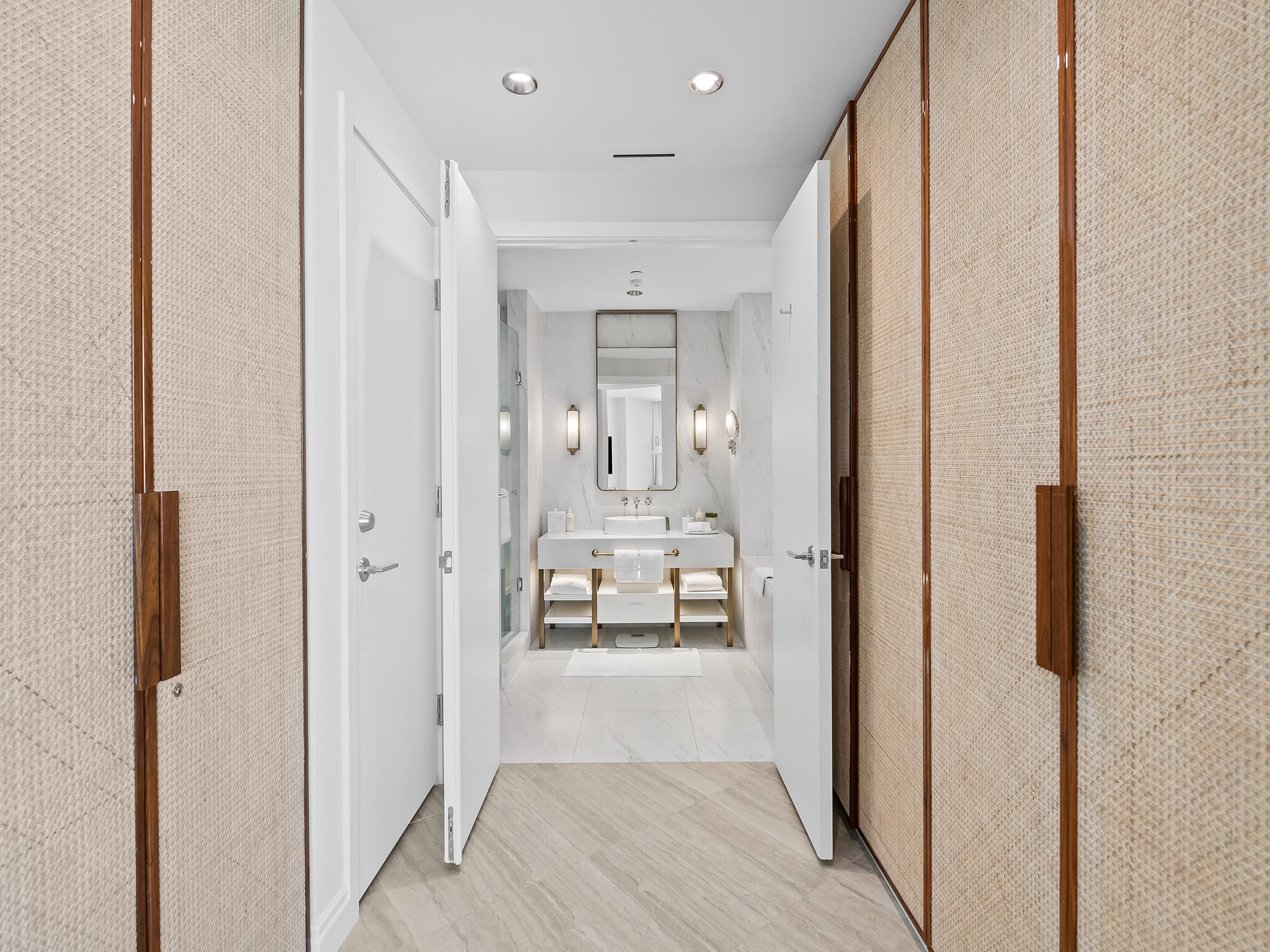 Four Seasons - Residential