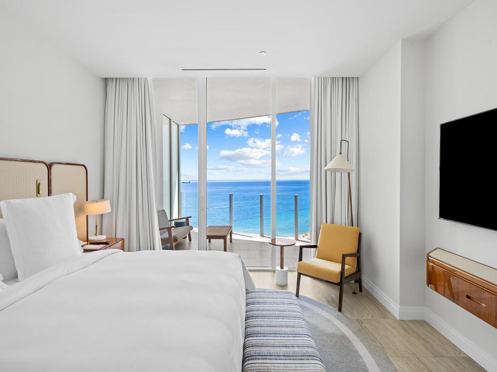 Four Seasons - Residential