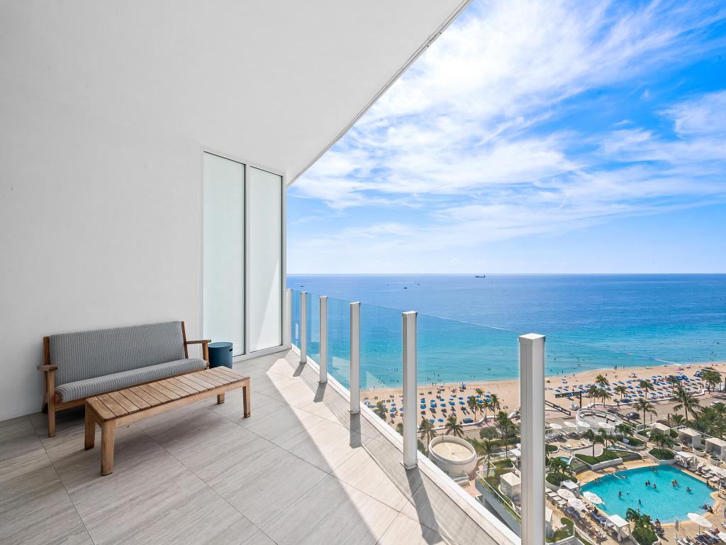 Four Seasons - Residential