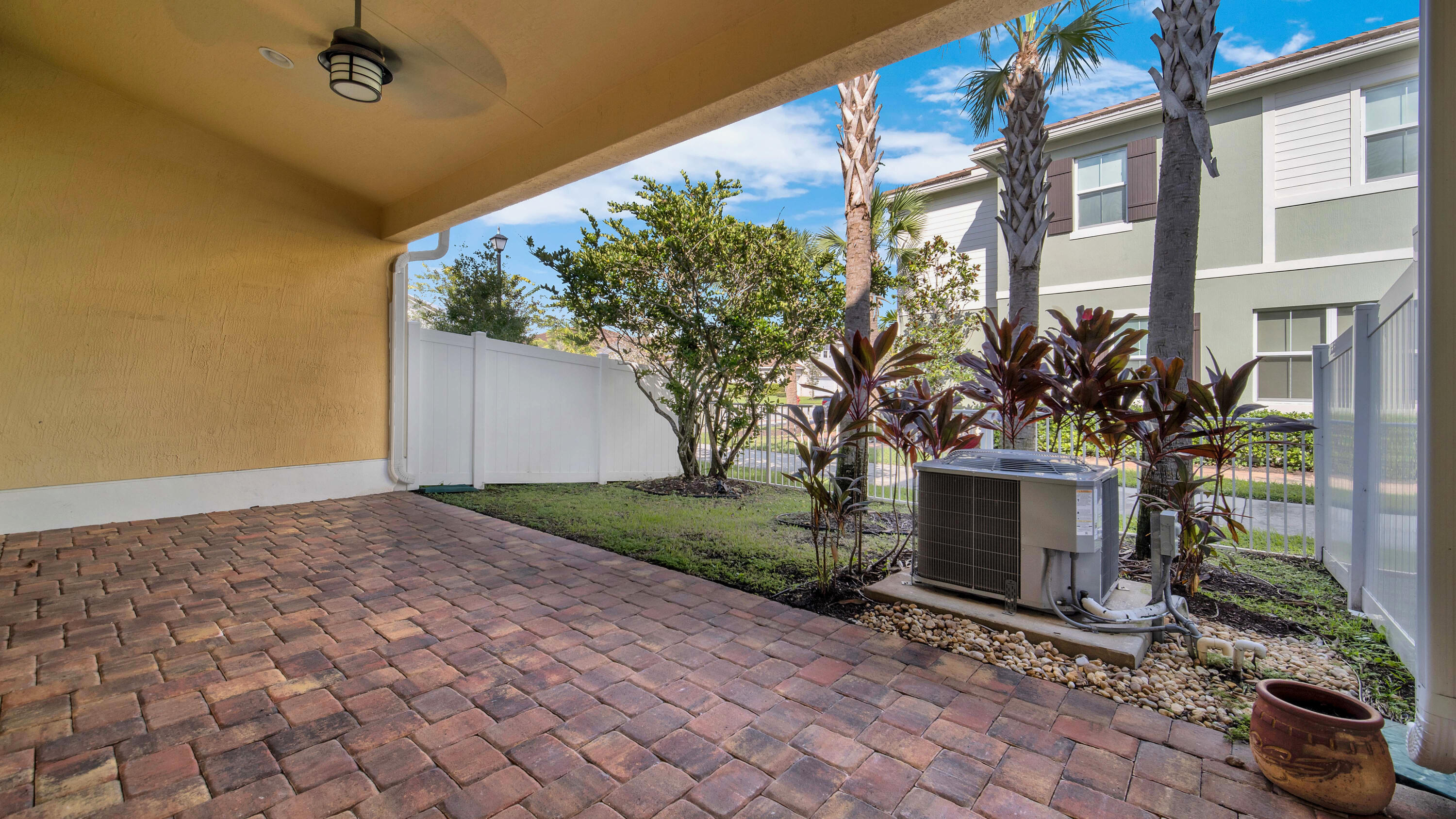 PARK CENTRAL AT CYPRESS KEY - Residential Lease