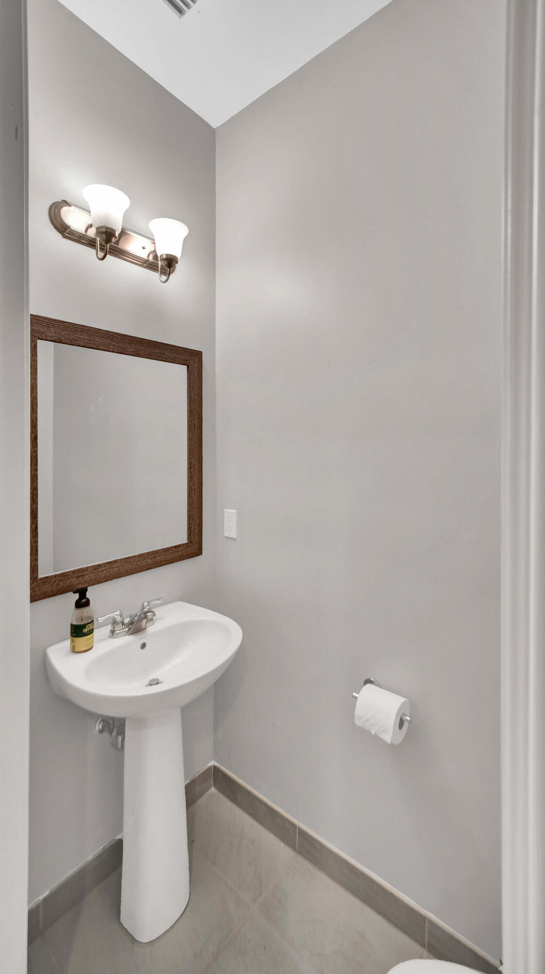 PARK CENTRAL AT CYPRESS KEY - Residential Lease