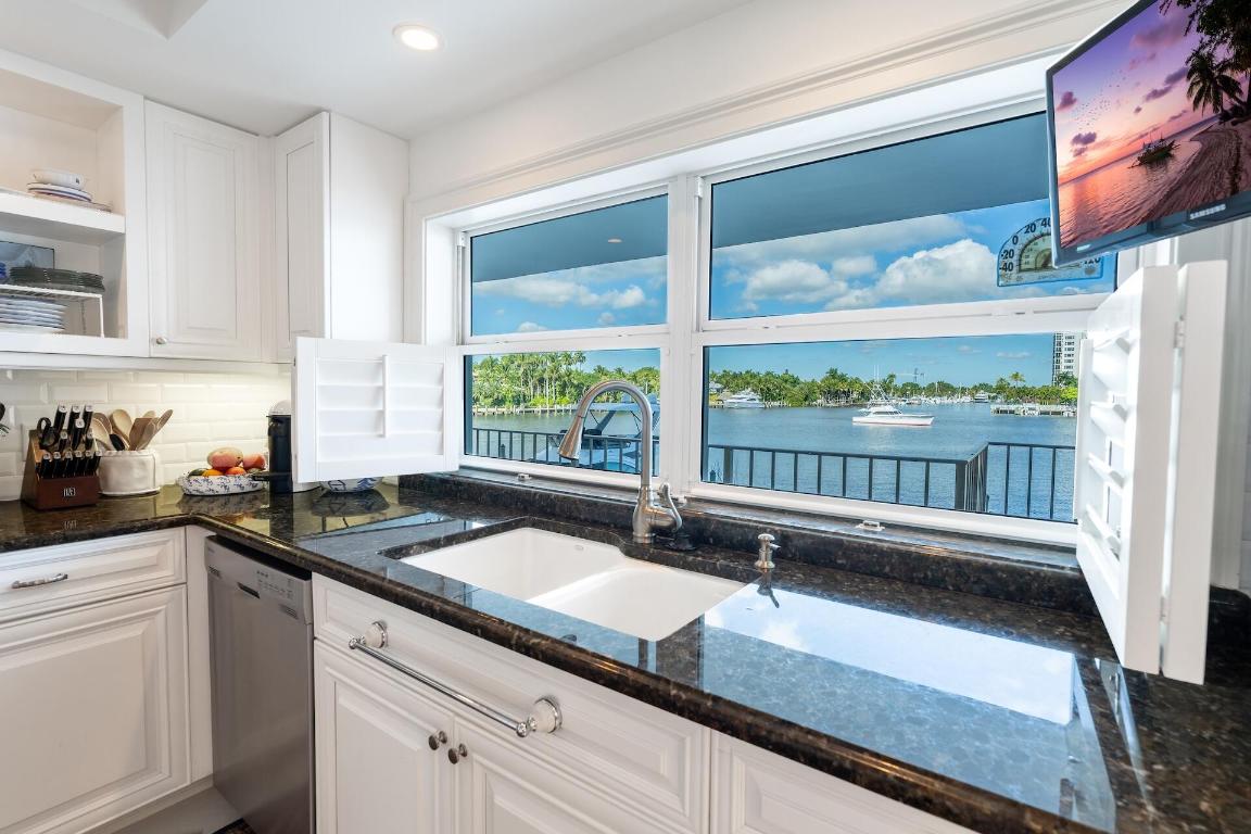 SEAGATE MANOR CONDO - Residential