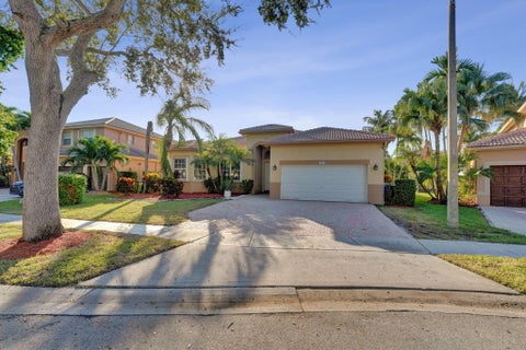 Tiny photo for 16748 NW 15TH Street, Pembroke Pines, FL 33028 (MLS # B26089454)
