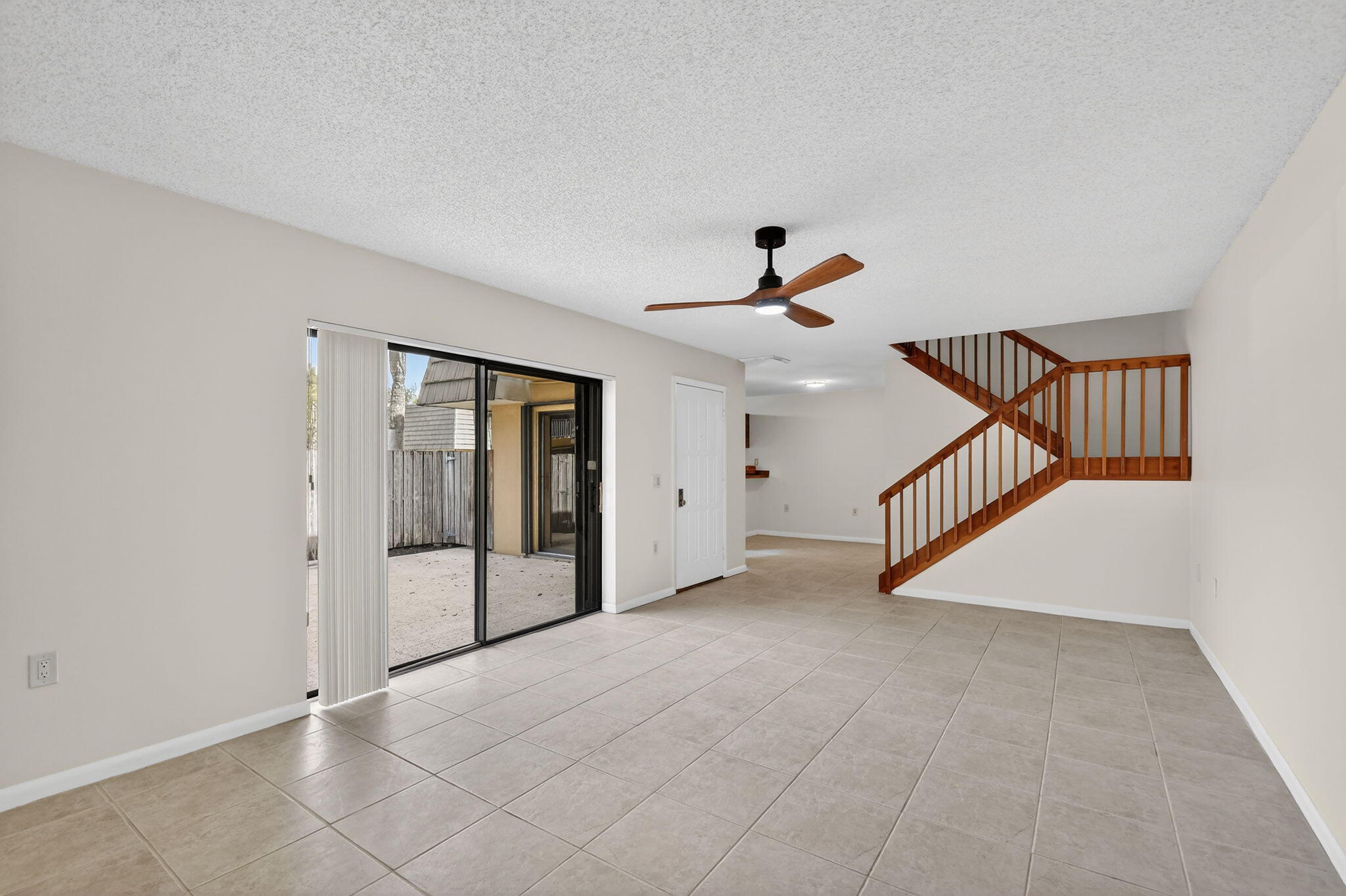 VILLAGE OF SANDALWOOD LAKES 3 - Residential