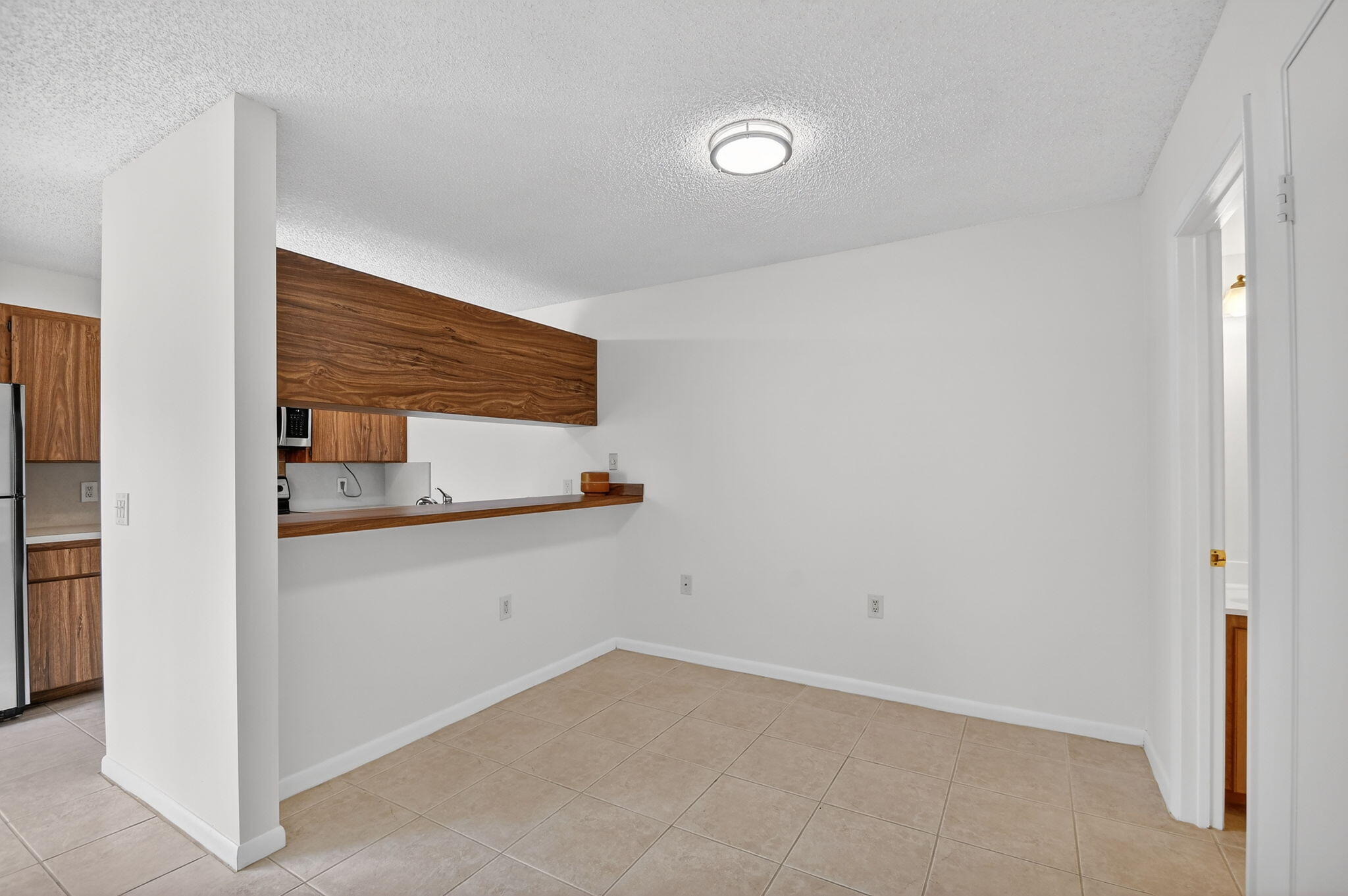 VILLAGE OF SANDALWOOD LAKES 3 - Residential