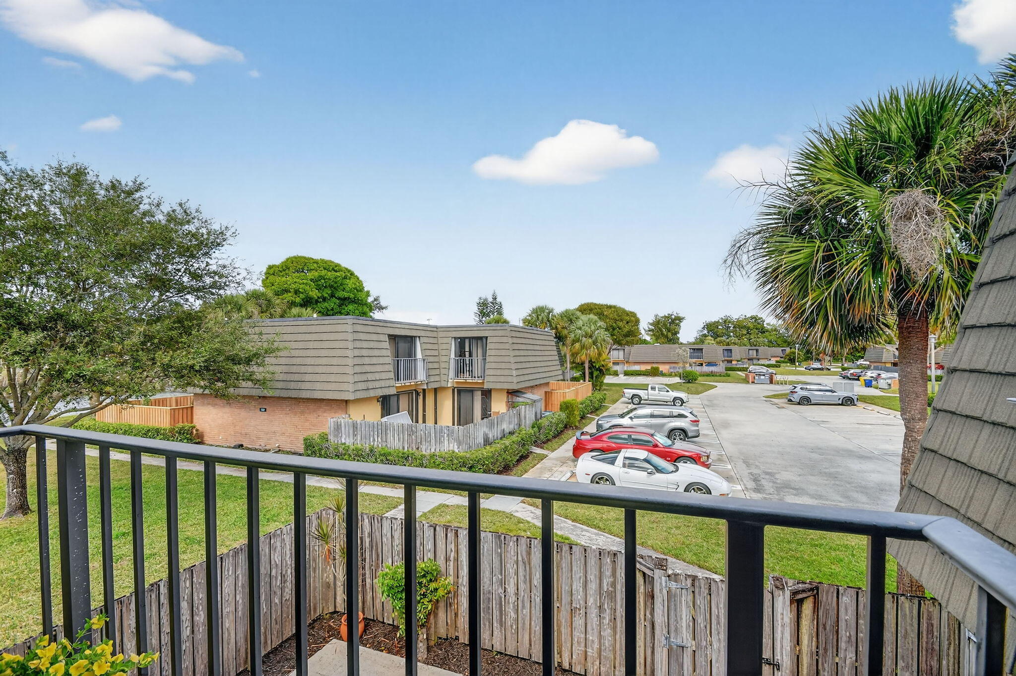 VILLAGE OF SANDALWOOD LAKES 3 - Residential