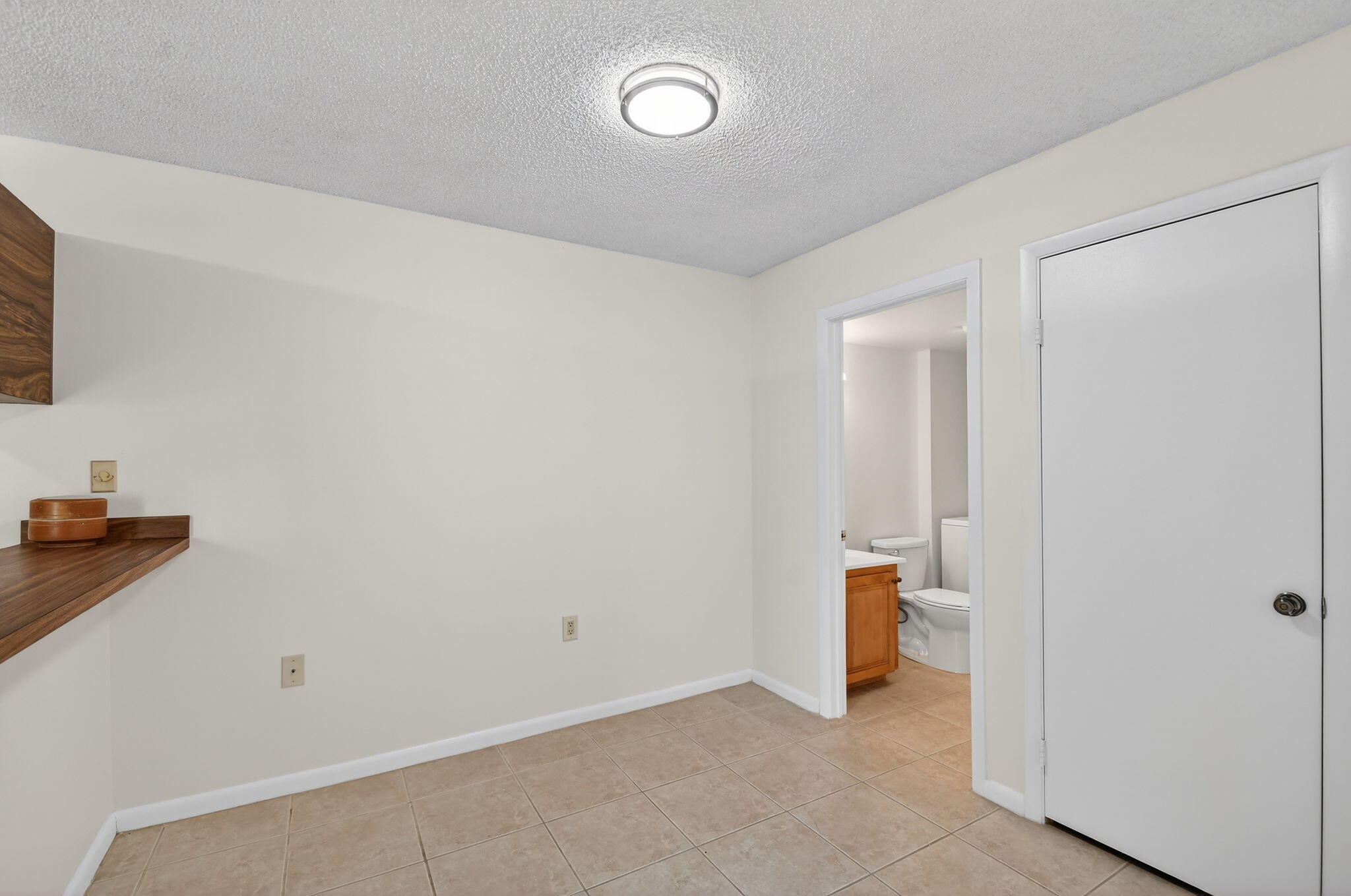 VILLAGE OF SANDALWOOD LAKES 3 - Residential