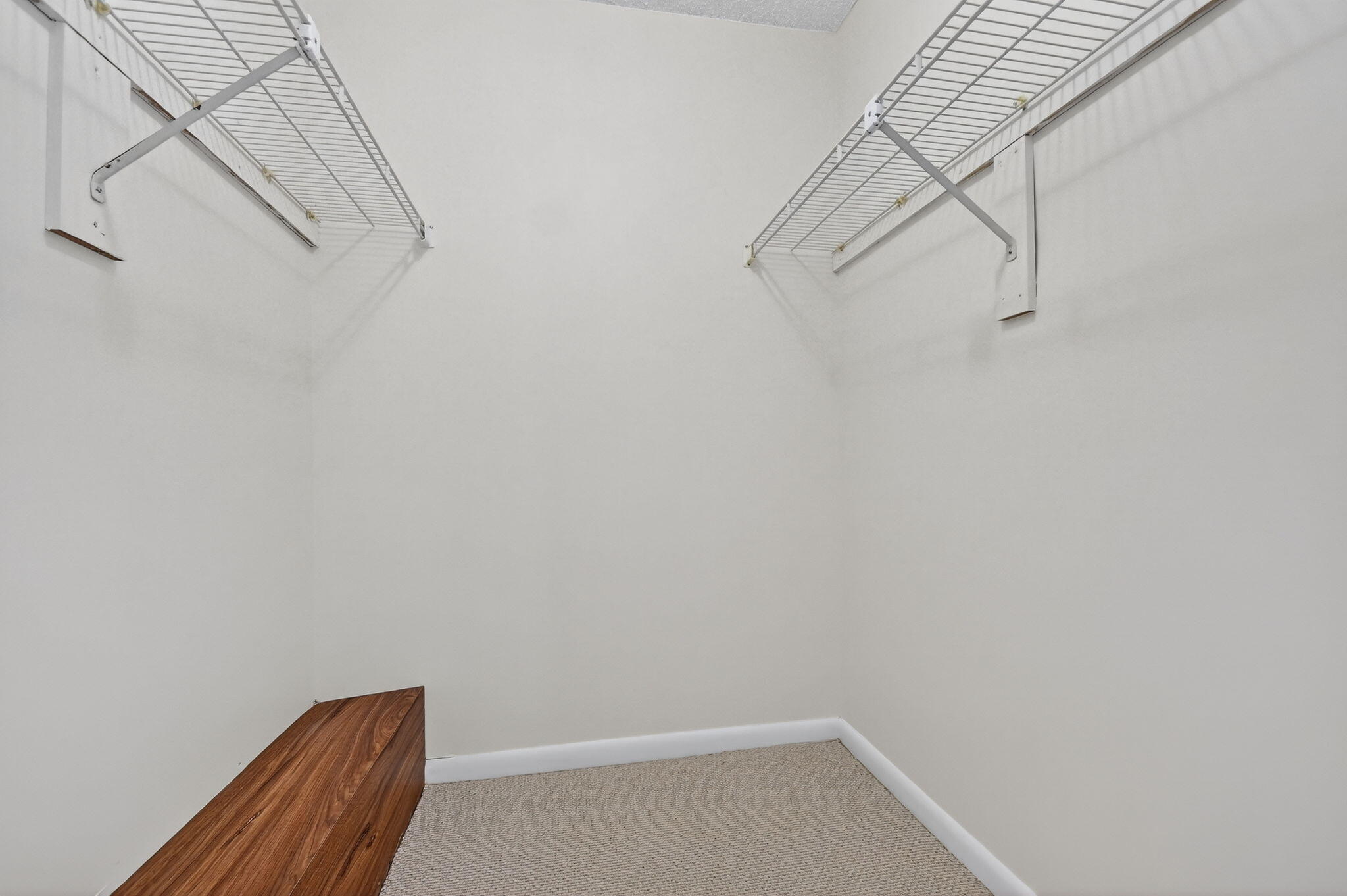 VILLAGE OF SANDALWOOD LAKES 3 - Residential