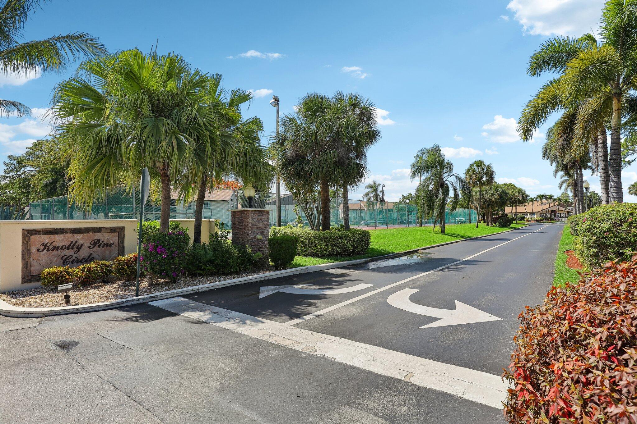 PINE RIDGE SOUTH III CONDO - Residential