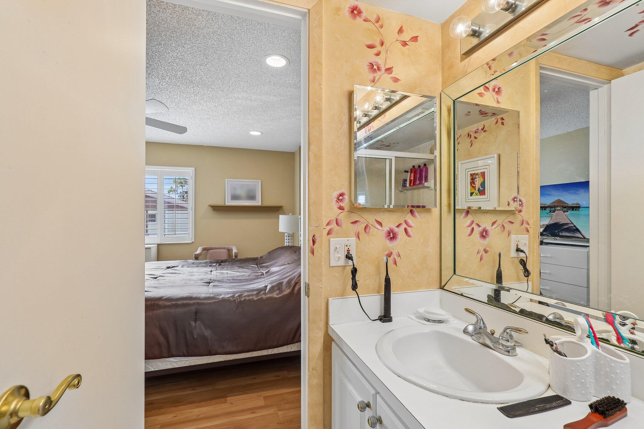PINE RIDGE SOUTH III CONDO - Residential