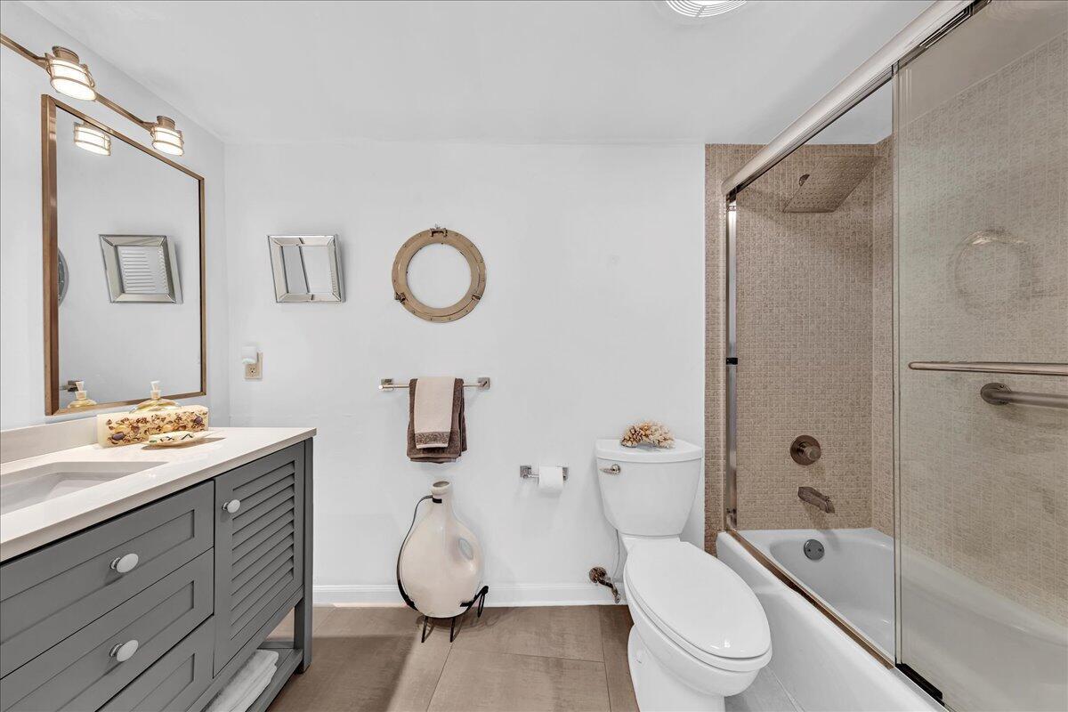 HILLSBORO COVE CONDO - Residential