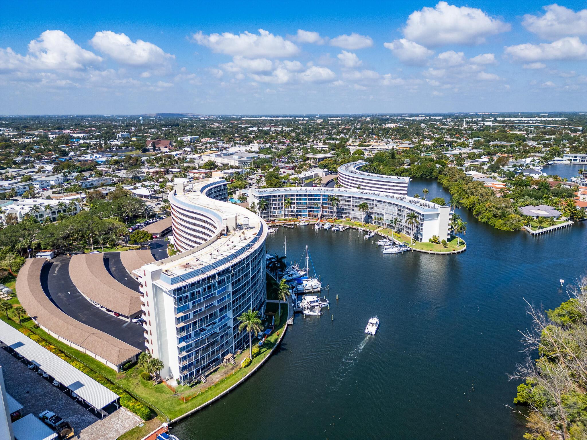 HILLSBORO COVE CONDO - Residential