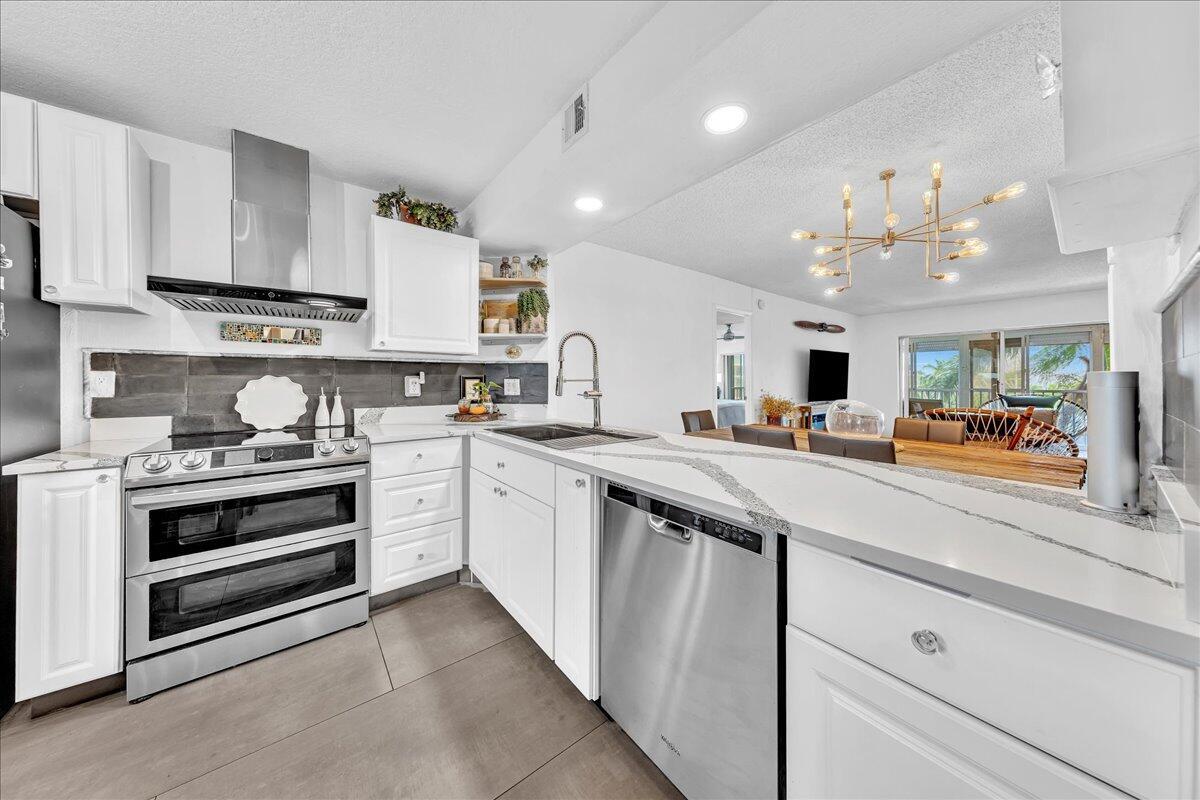 HILLSBORO COVE CONDO - Residential