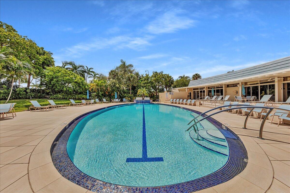 HILLSBORO COVE CONDO - Residential