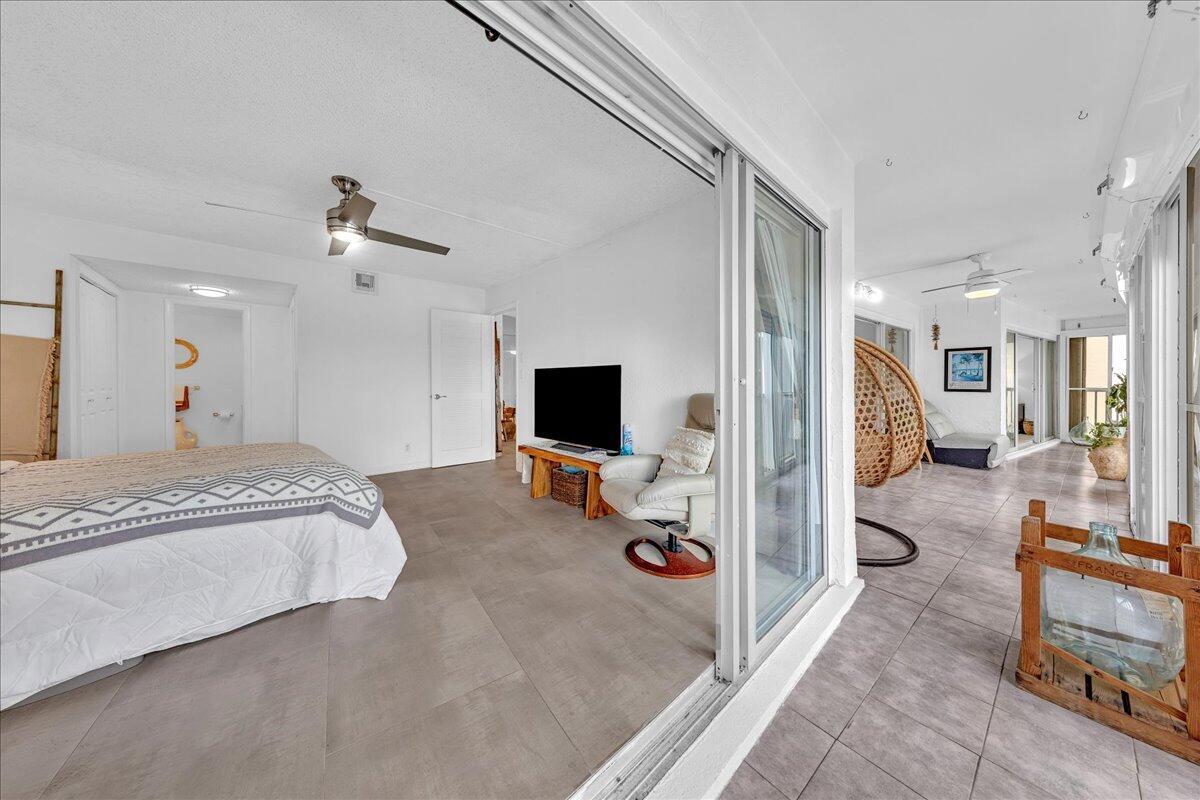 HILLSBORO COVE CONDO - Residential