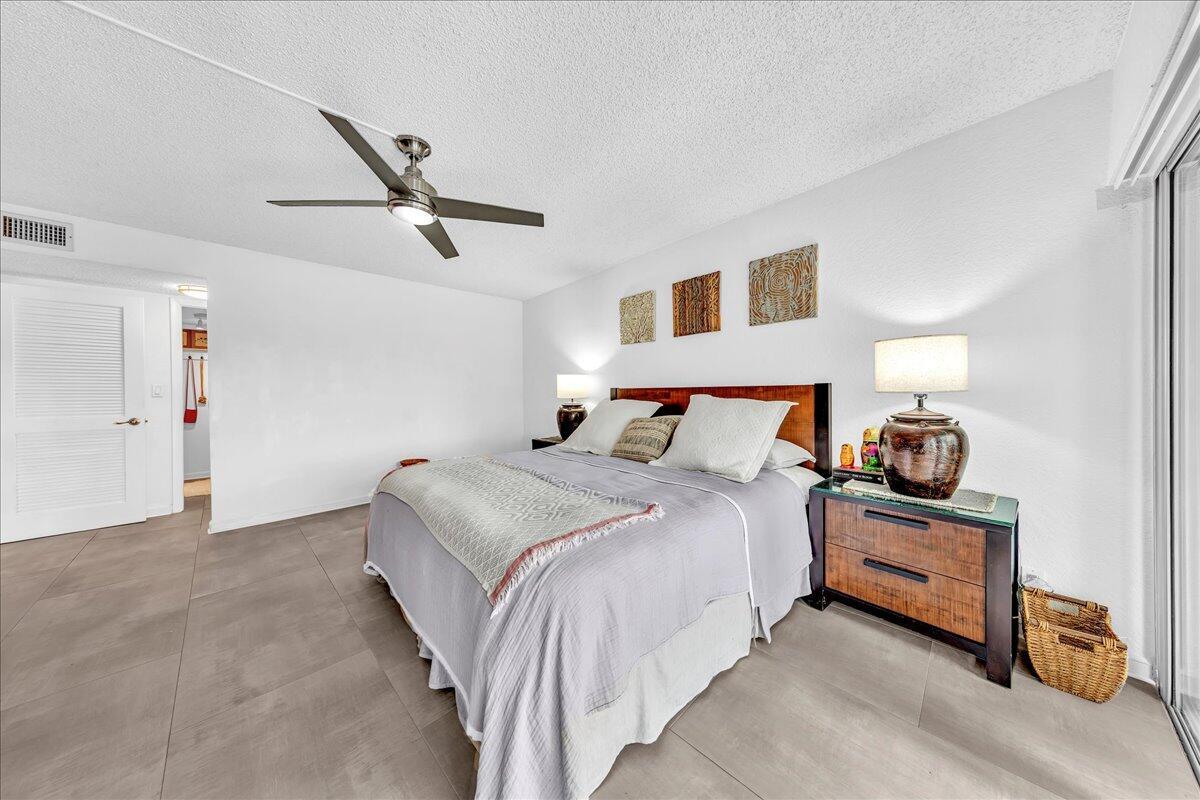 HILLSBORO COVE CONDO - Residential
