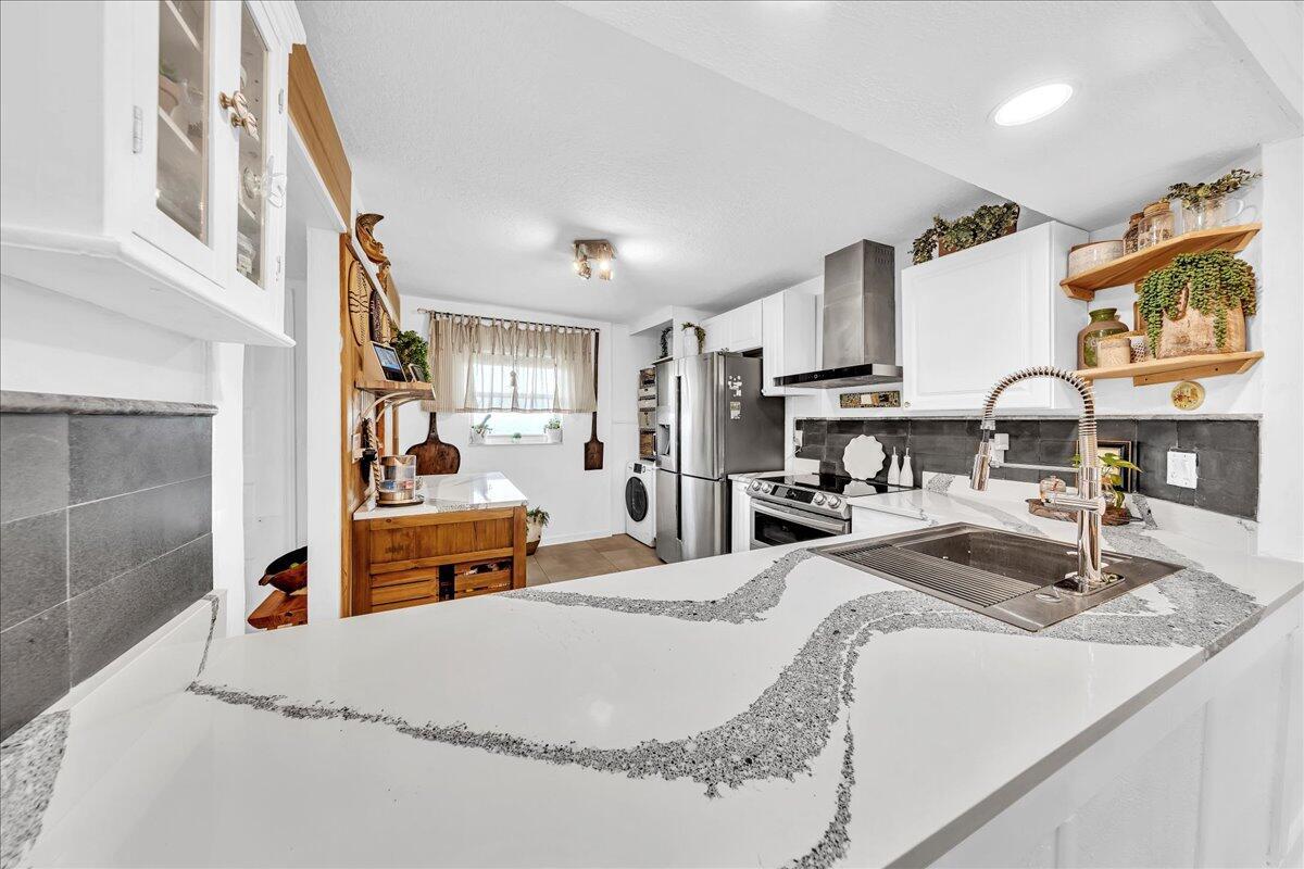 HILLSBORO COVE CONDO - Residential