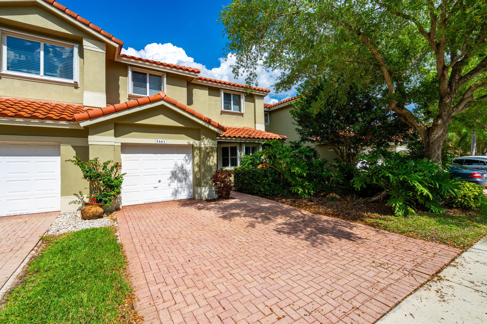 Rarely available Townhome available for immediate occupancy! Heron Bay is well known for being the premier lifestyle community in NW Broward County. With close proximity to some of the highest rated schools in South Florida. This Townhome is an opportunity to put roots in the highly desired Parkland sub-market. The home features many upgrades including newer stone top kitchen, laminate style flooring for the bedroom and upstairs areas, and more. Walking distance to the community pool with access to the larger resort amenities of the famed Heron Bay Community. Showing is easy and readily available with limited notice.
