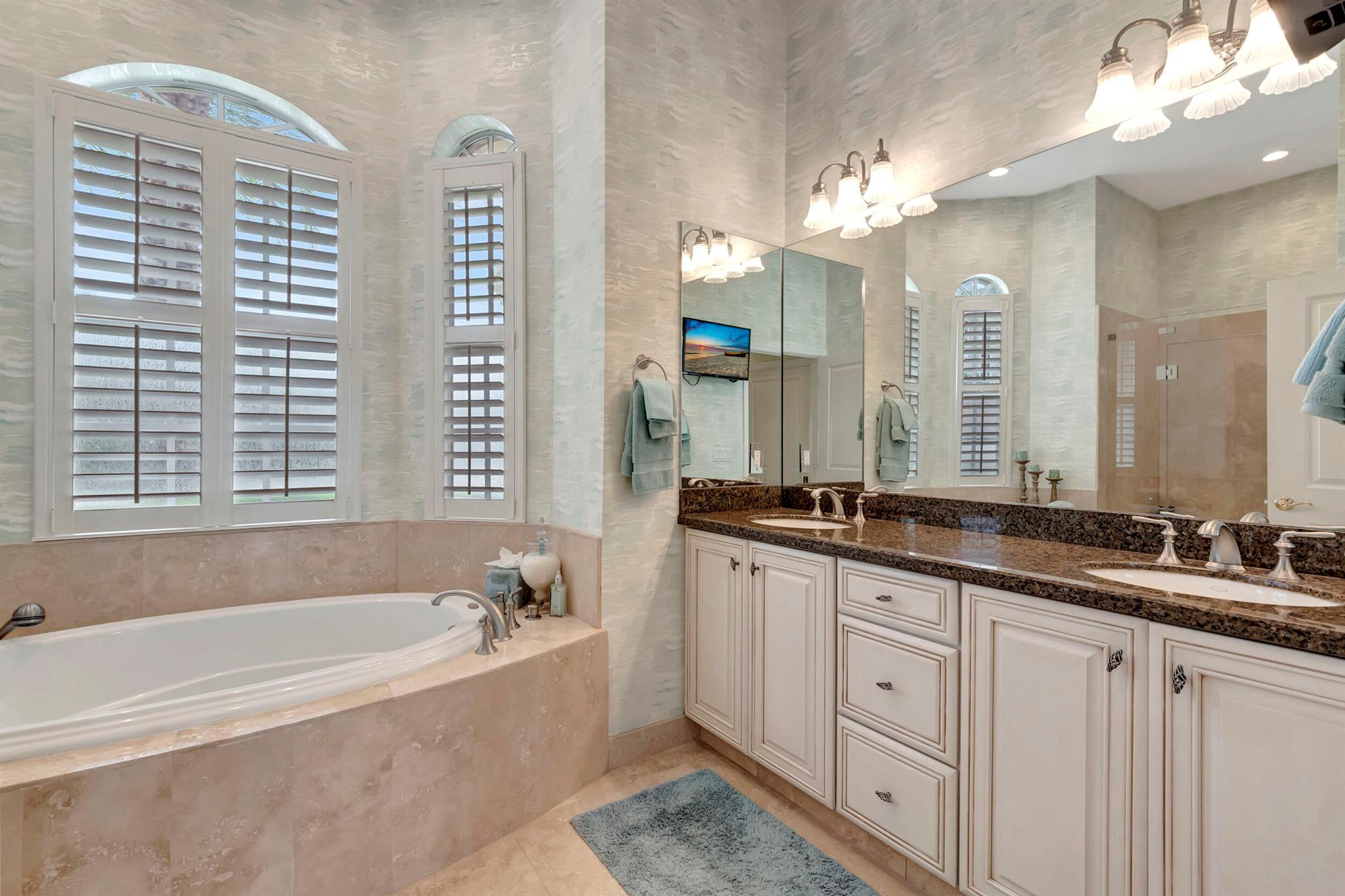 BLUE INLET - Residential