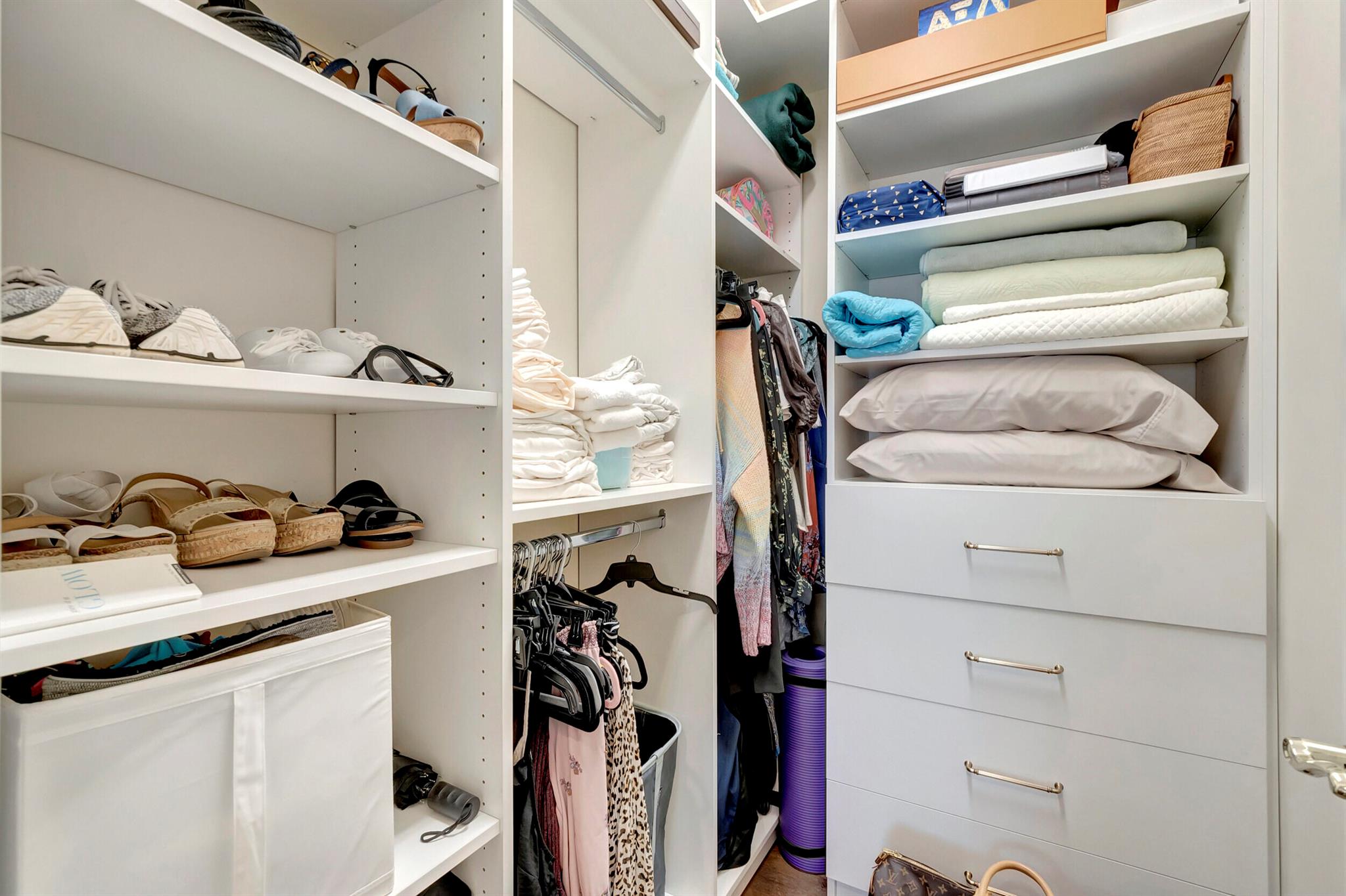 BLUE INLET - Residential