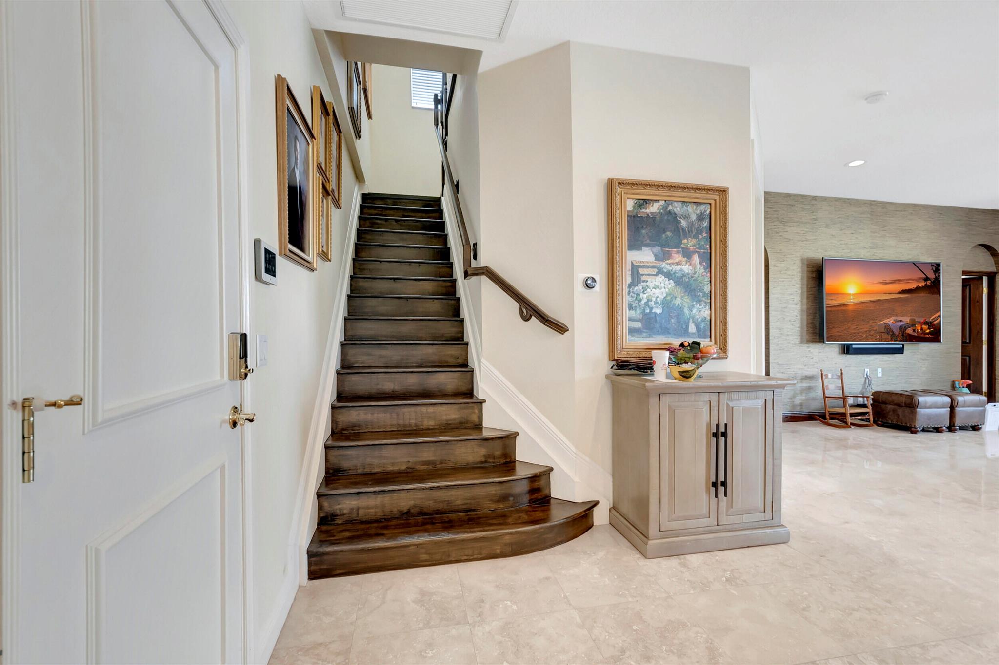 BLUE INLET - Residential