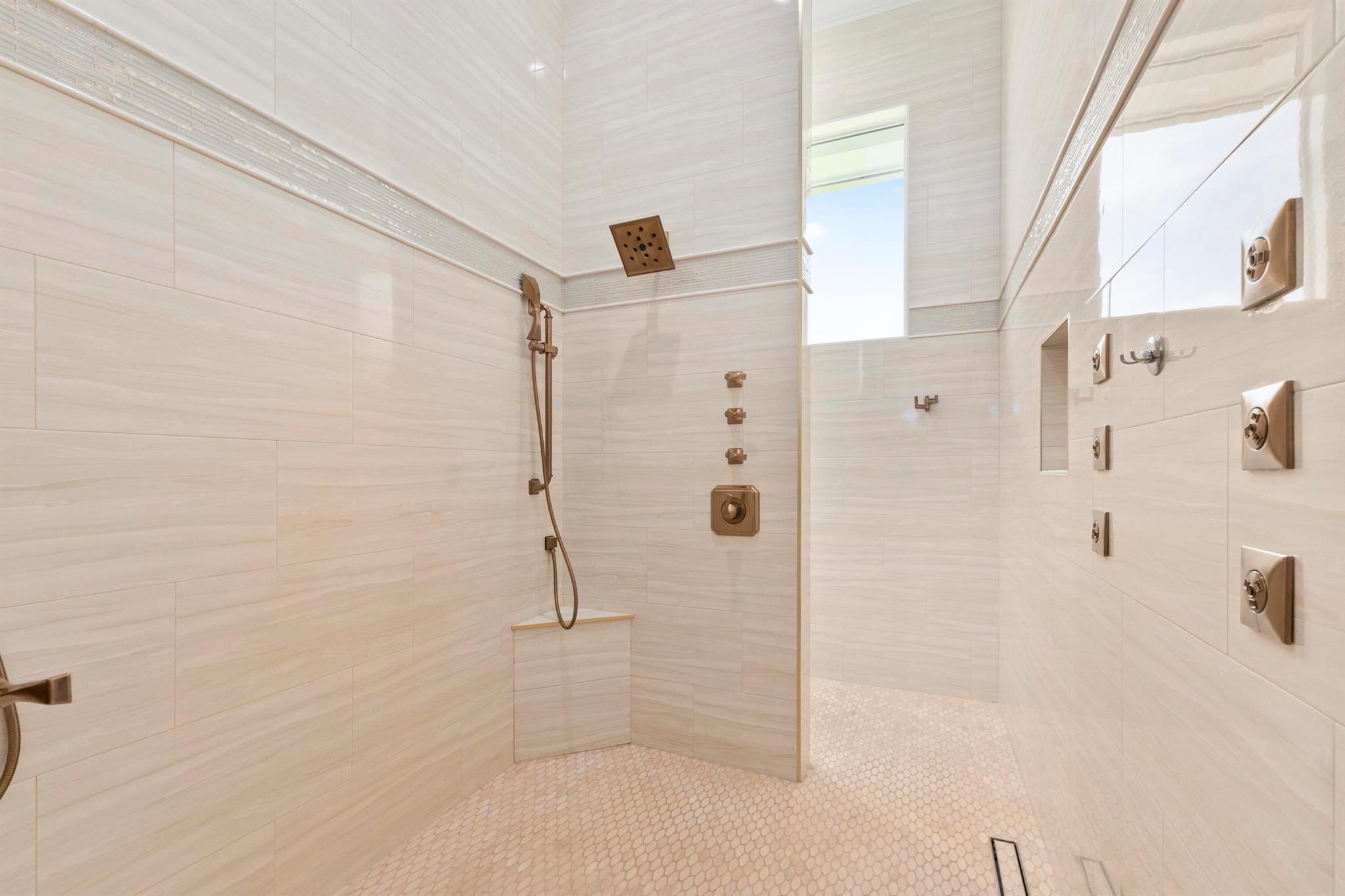 FOX GROVE (AKA MEADOW RUN - Residential