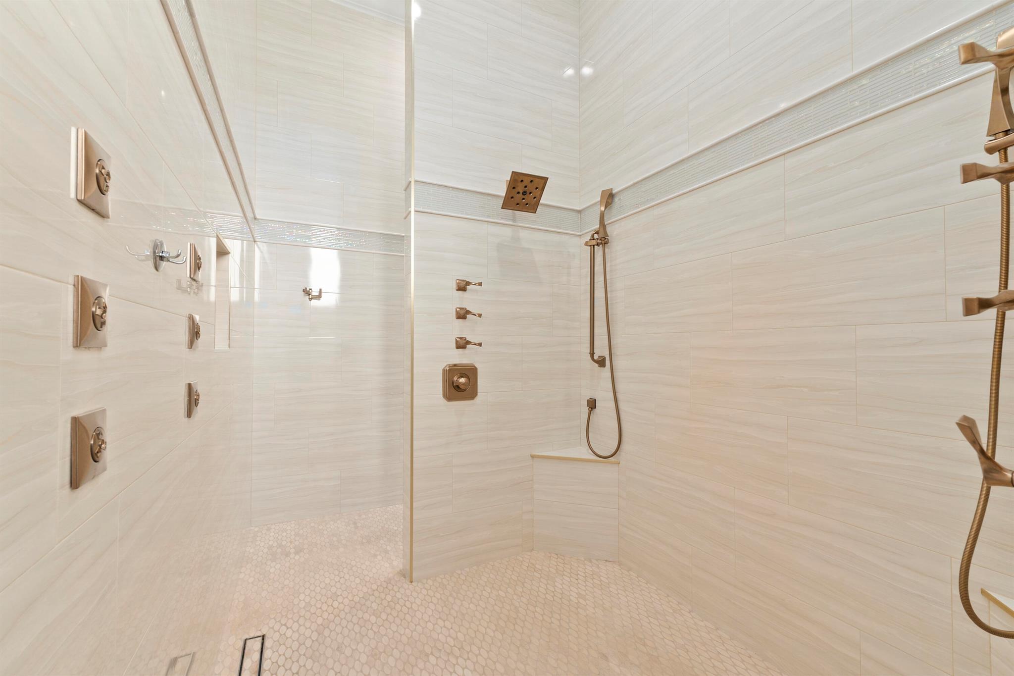 FOX GROVE (AKA MEADOW RUN - Residential