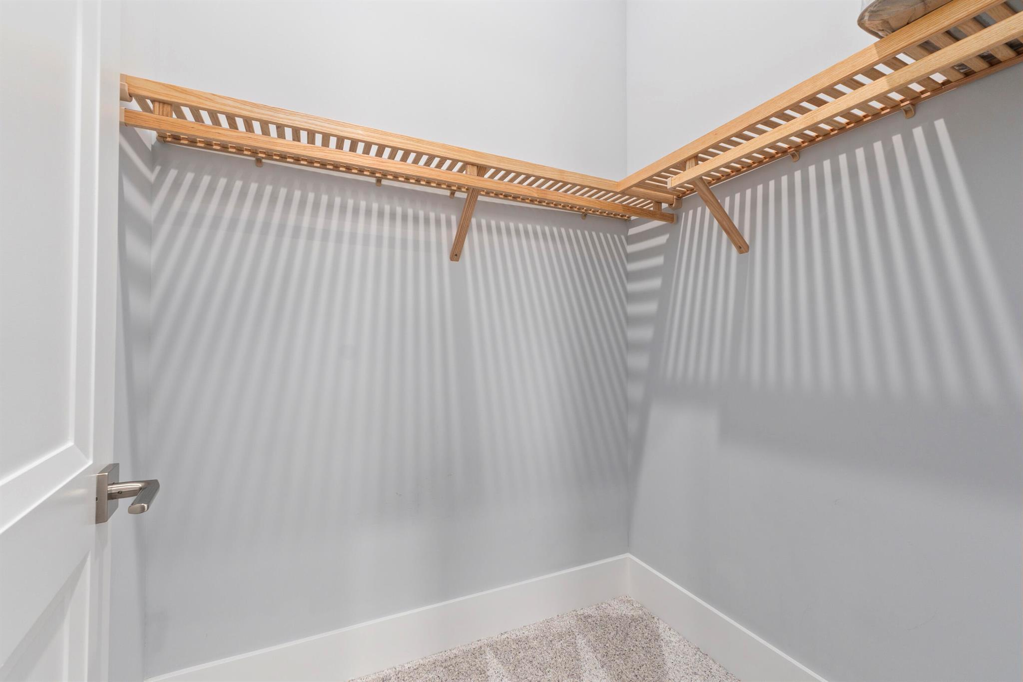 FOX GROVE (AKA MEADOW RUN - Residential