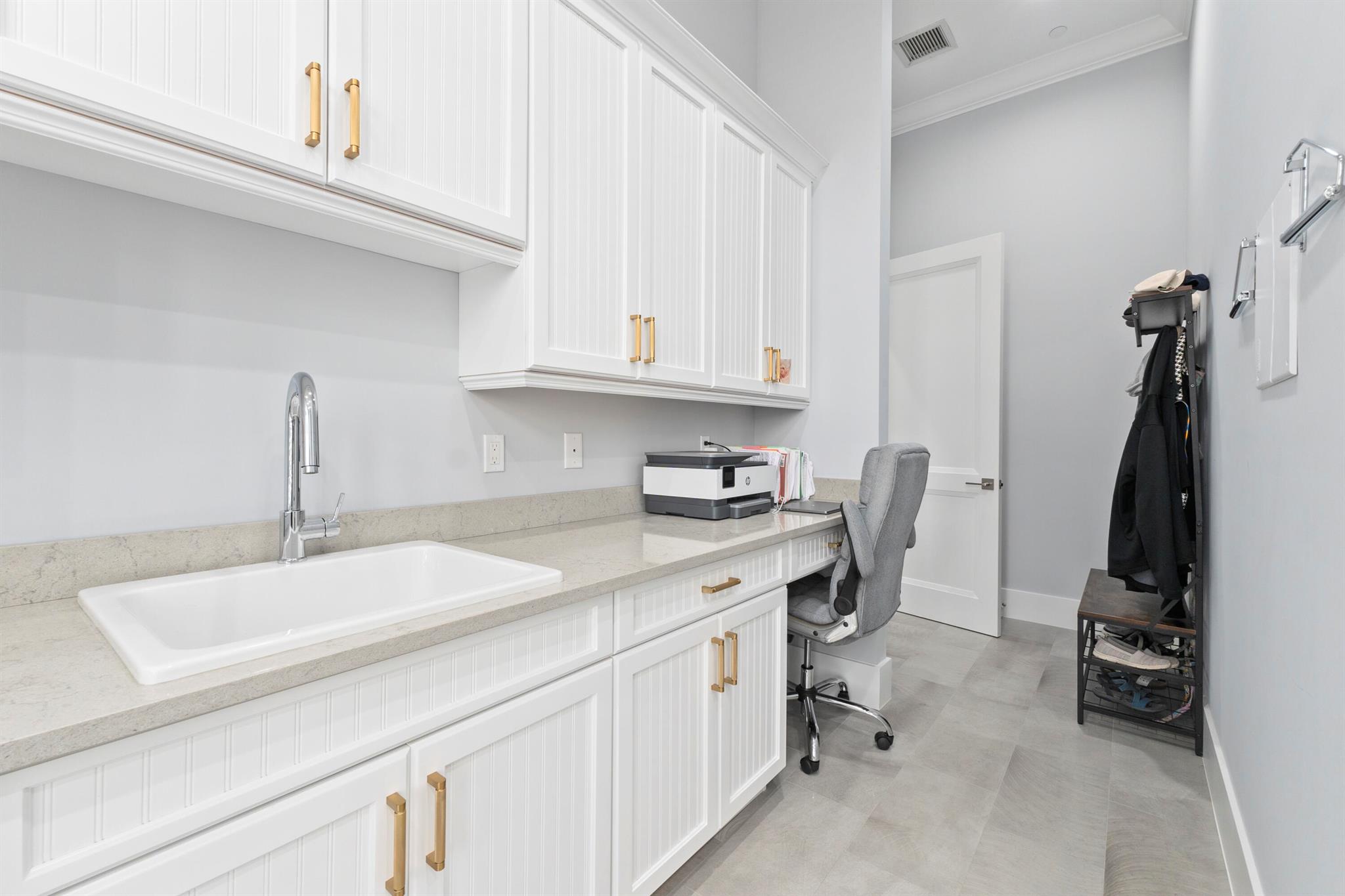 FOX GROVE (AKA MEADOW RUN - Residential