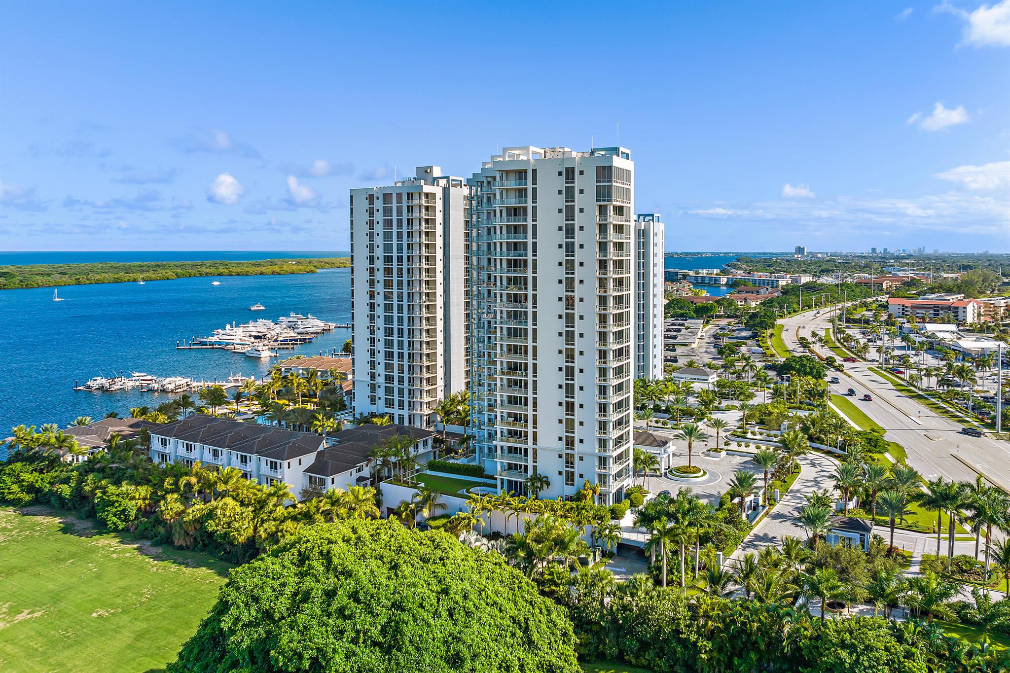 WATER CLUB NORTH PALM BEA - Residential