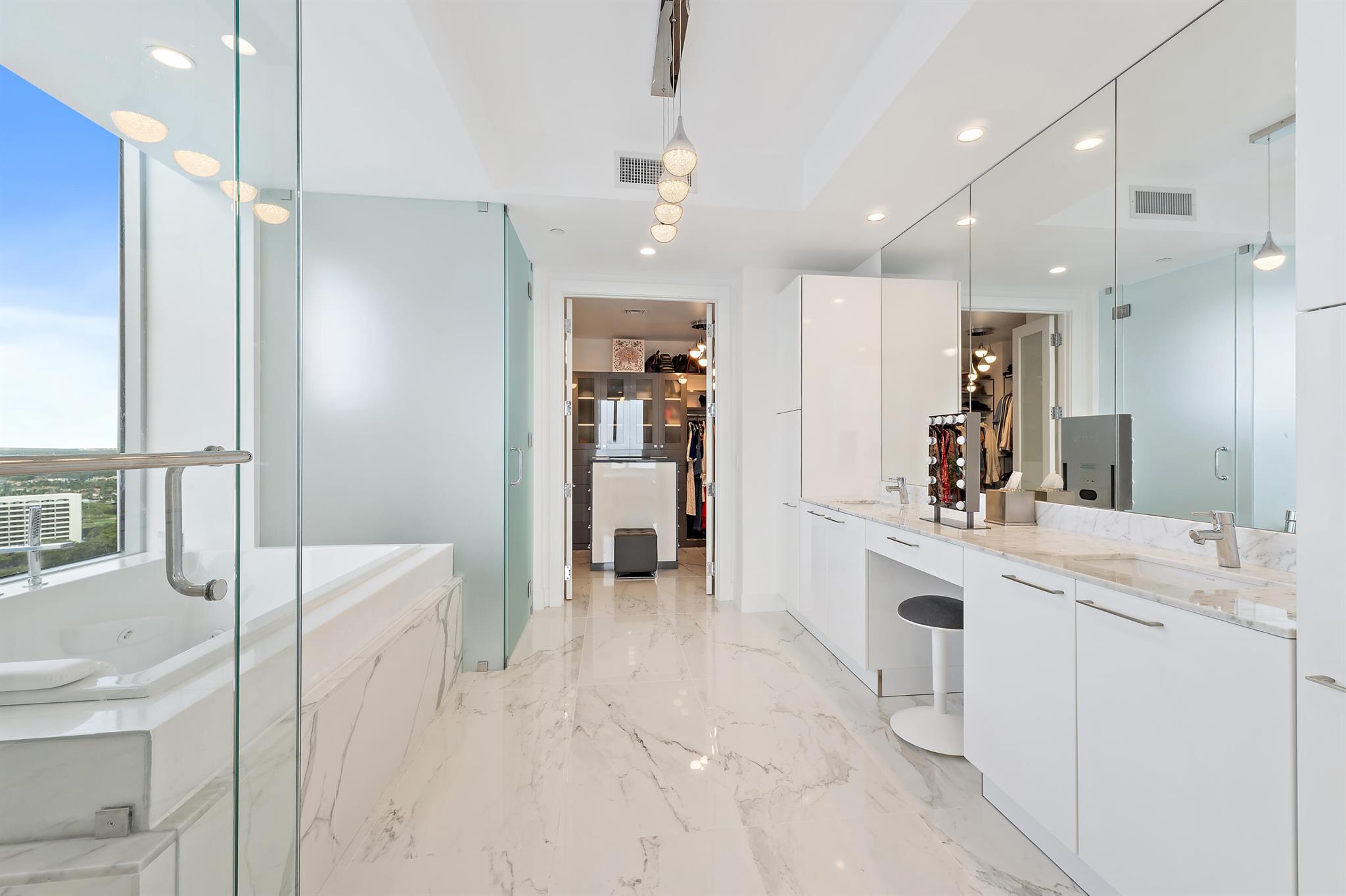 WATER CLUB NORTH PALM BEA - Residential