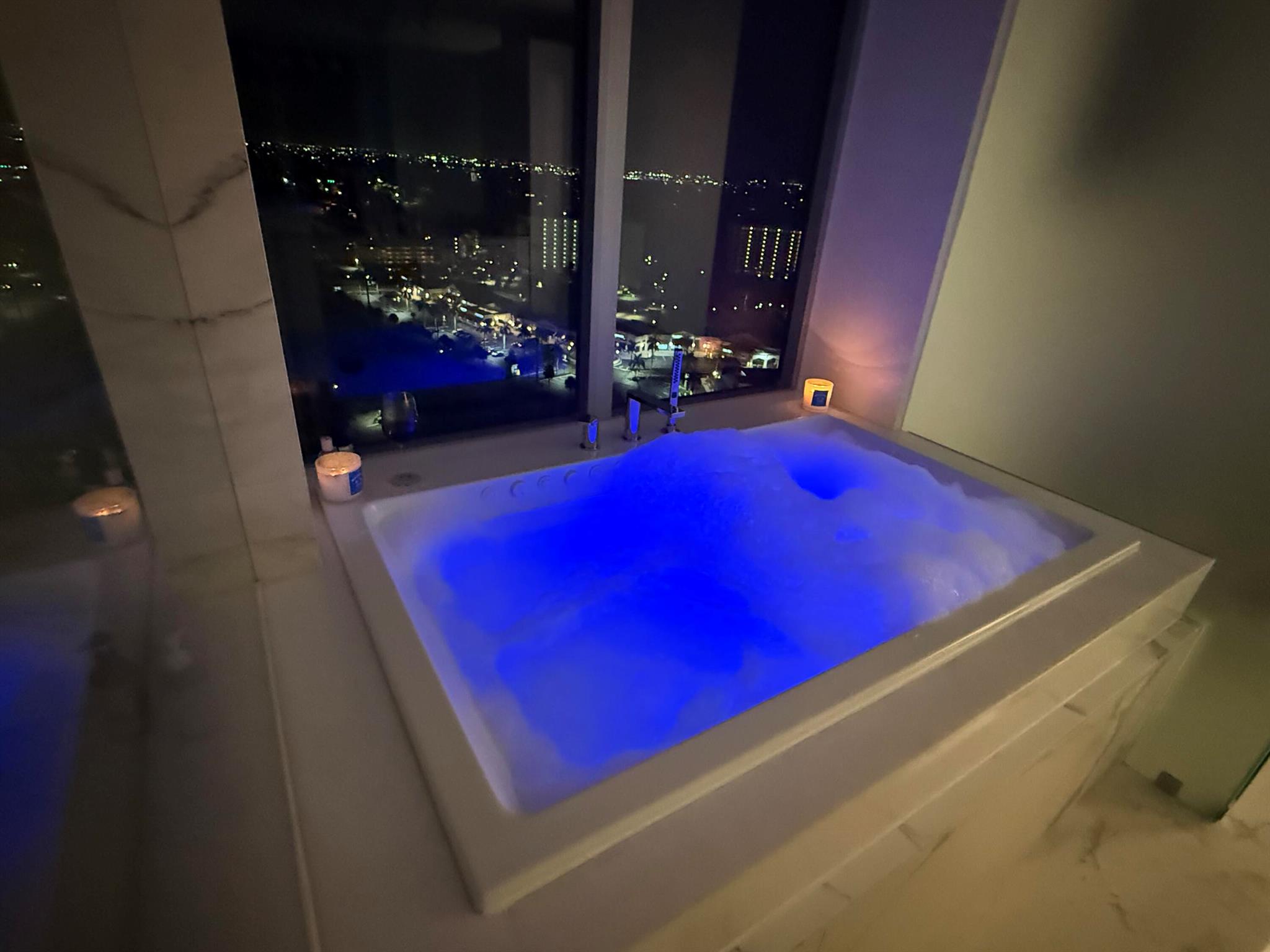 WATER CLUB NORTH PALM BEA - Residential