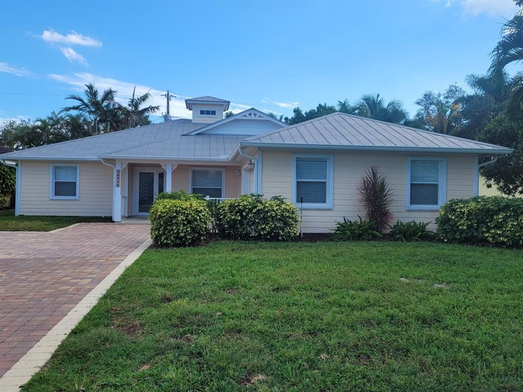 Photo of 8942 SE Ceres Street, Hobe Sound, FL 33455 (MLS # R10758806)