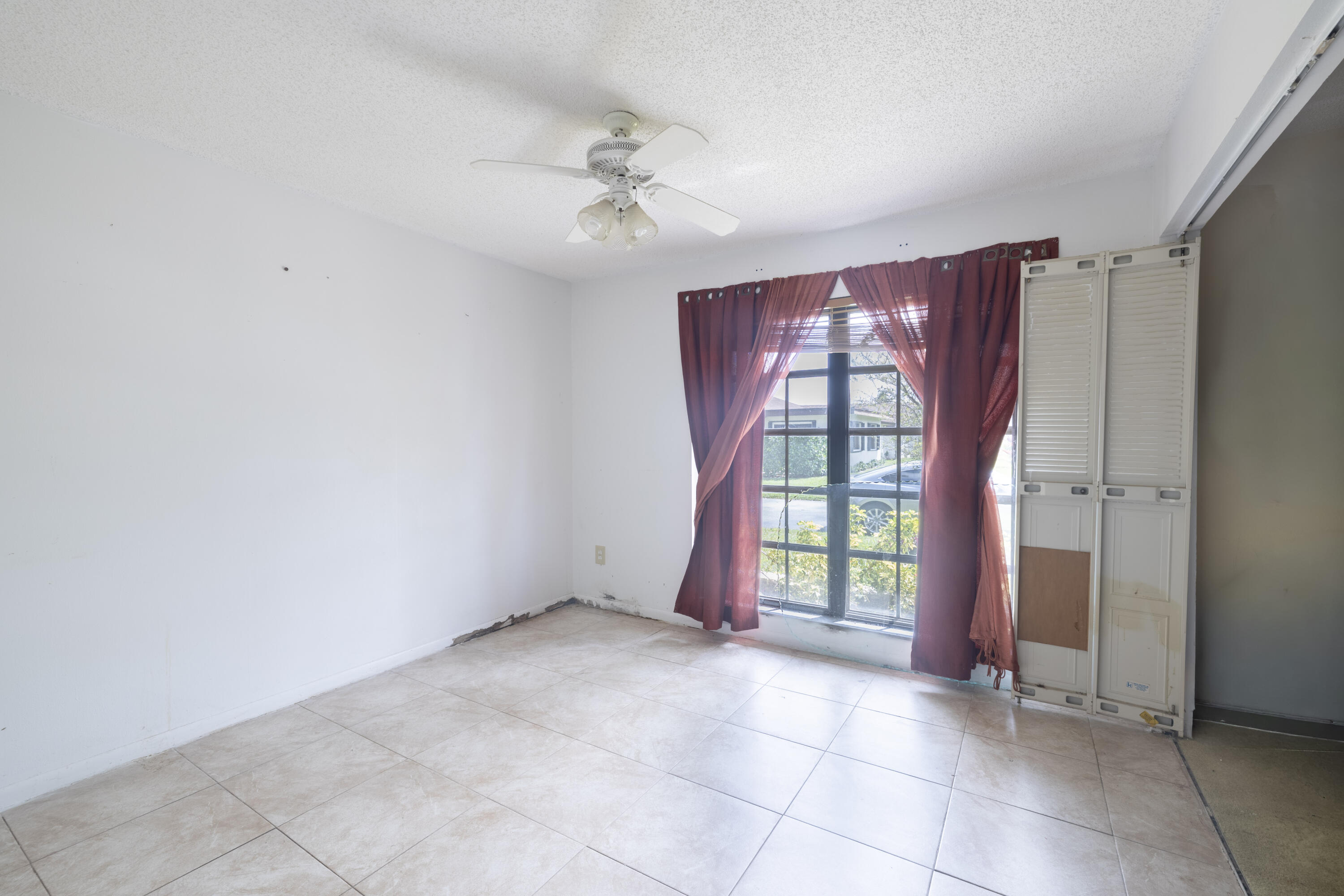 BUTTONWOOD 1 - Residential