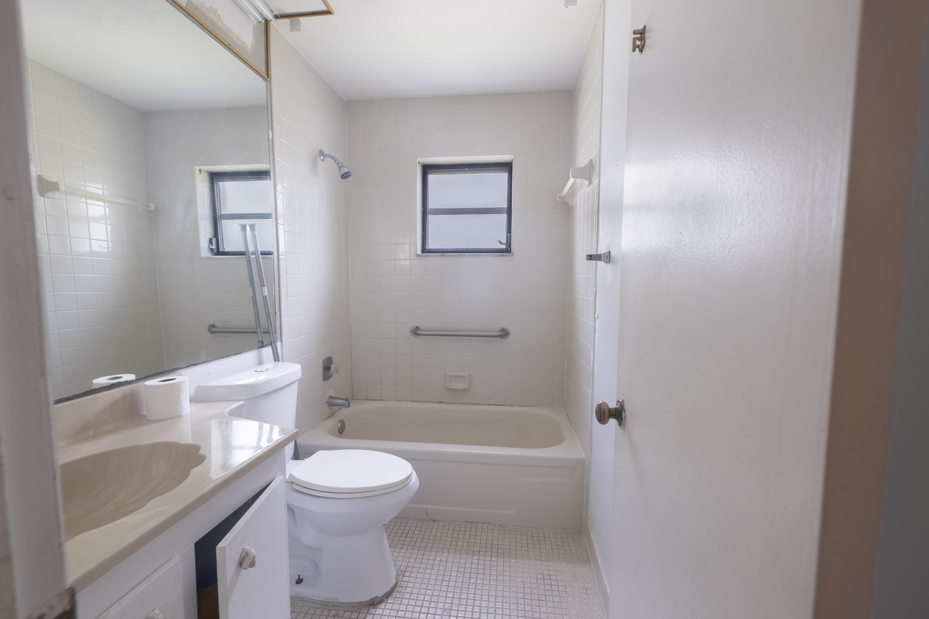 BUTTONWOOD 1 - Residential