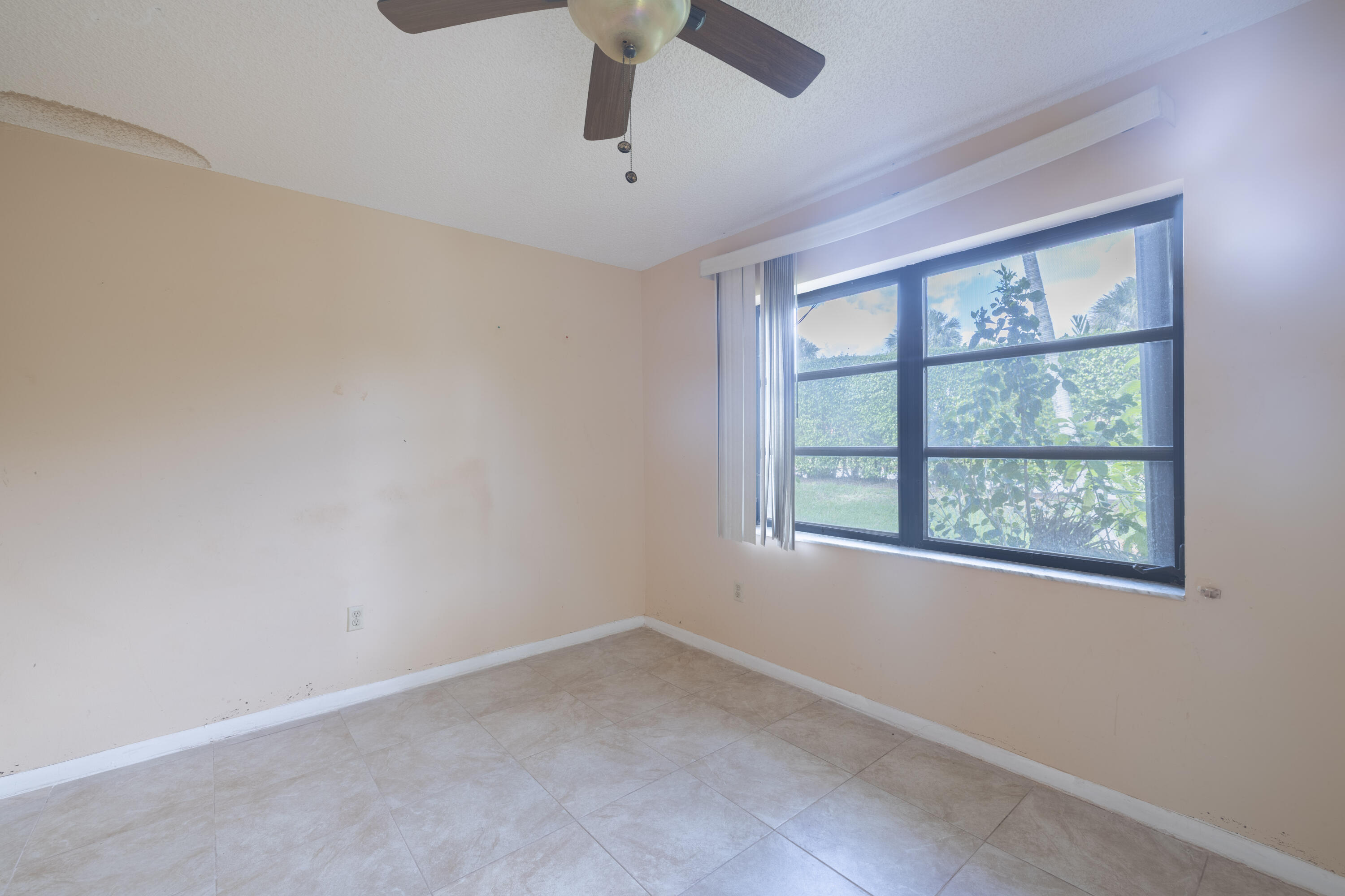 BUTTONWOOD 1 - Residential