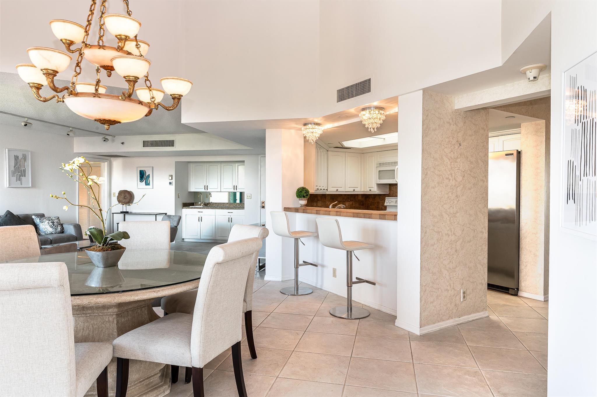 120 SE 5th Avenue Ph22, Boca Raton, FL, 33432/$895,000 3 120 SE 5th Avenue Ph22